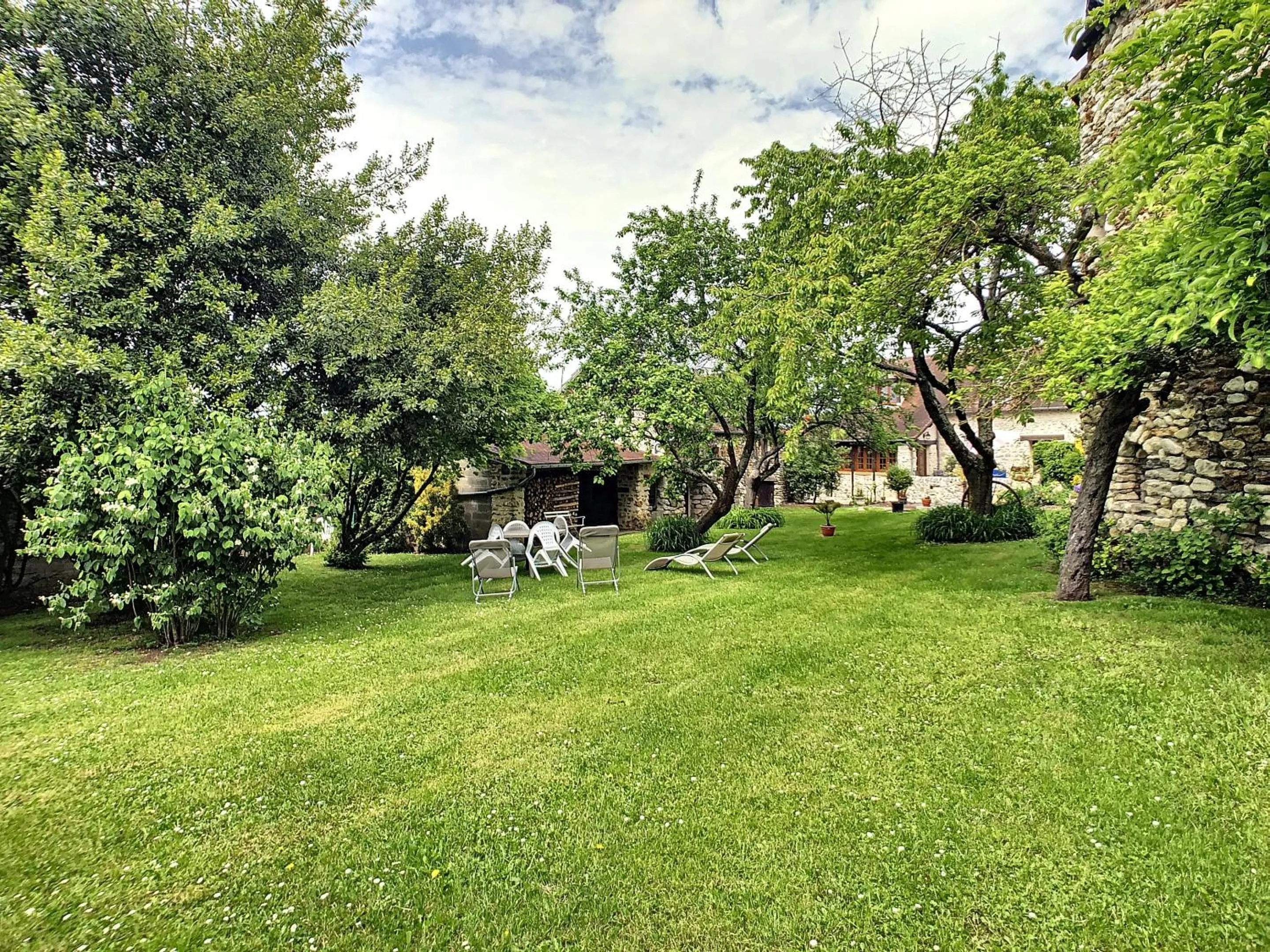 Garden in Trois logements indépendant au Grande Vigne