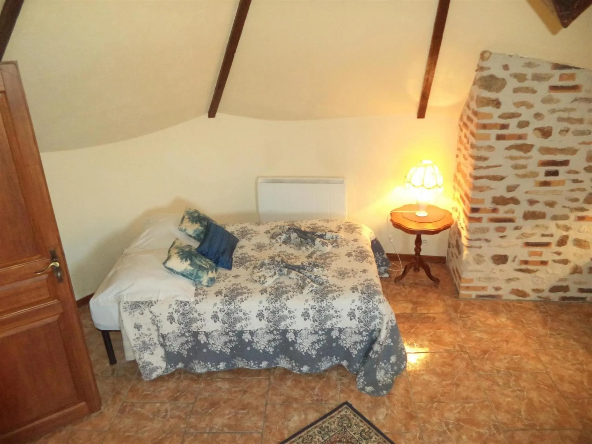 Bedroom, Bed in Trois logements indépendant au Grande Vigne