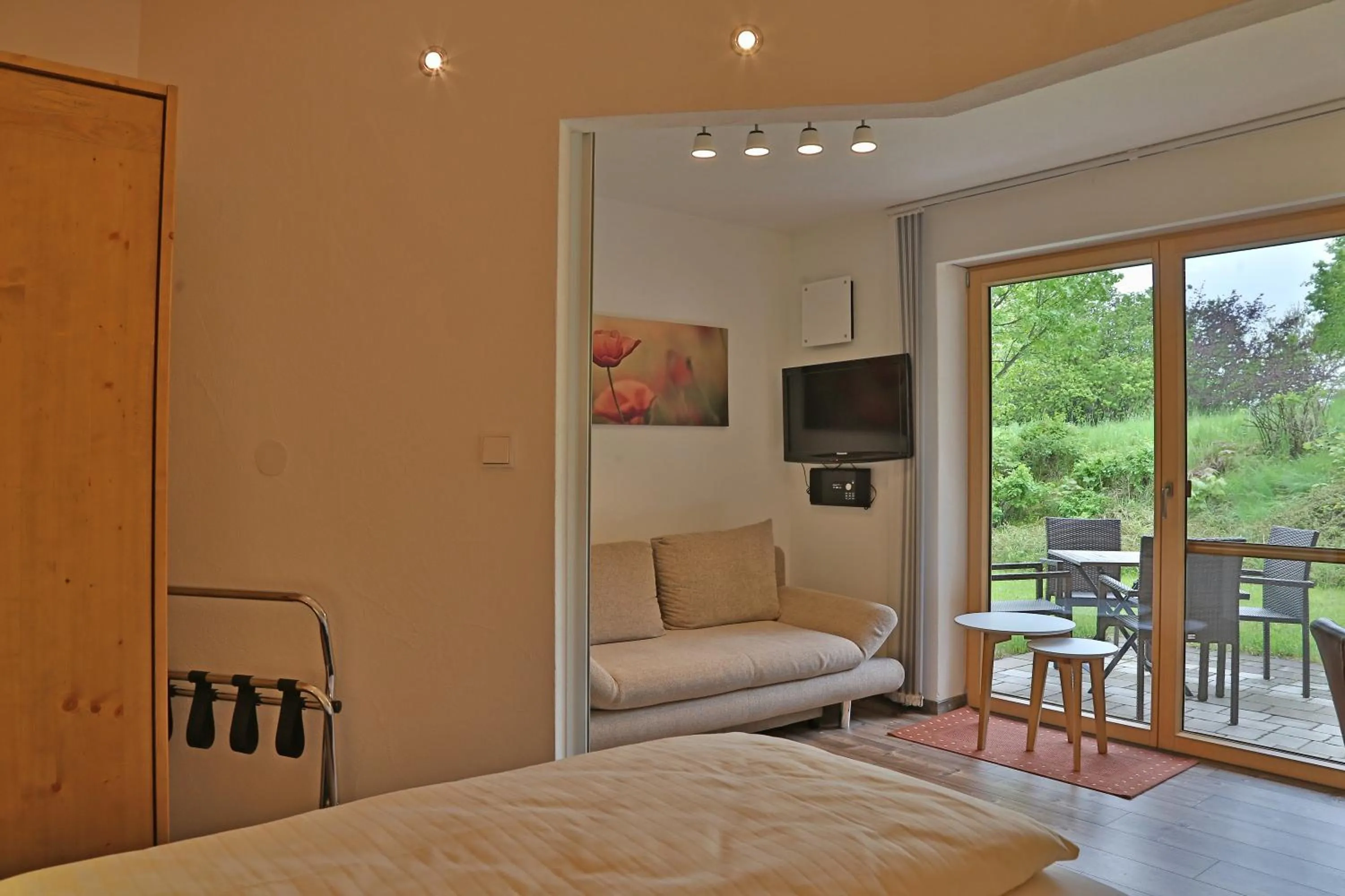 Bed in Alpenstern Finy, Bio-Gästehaus