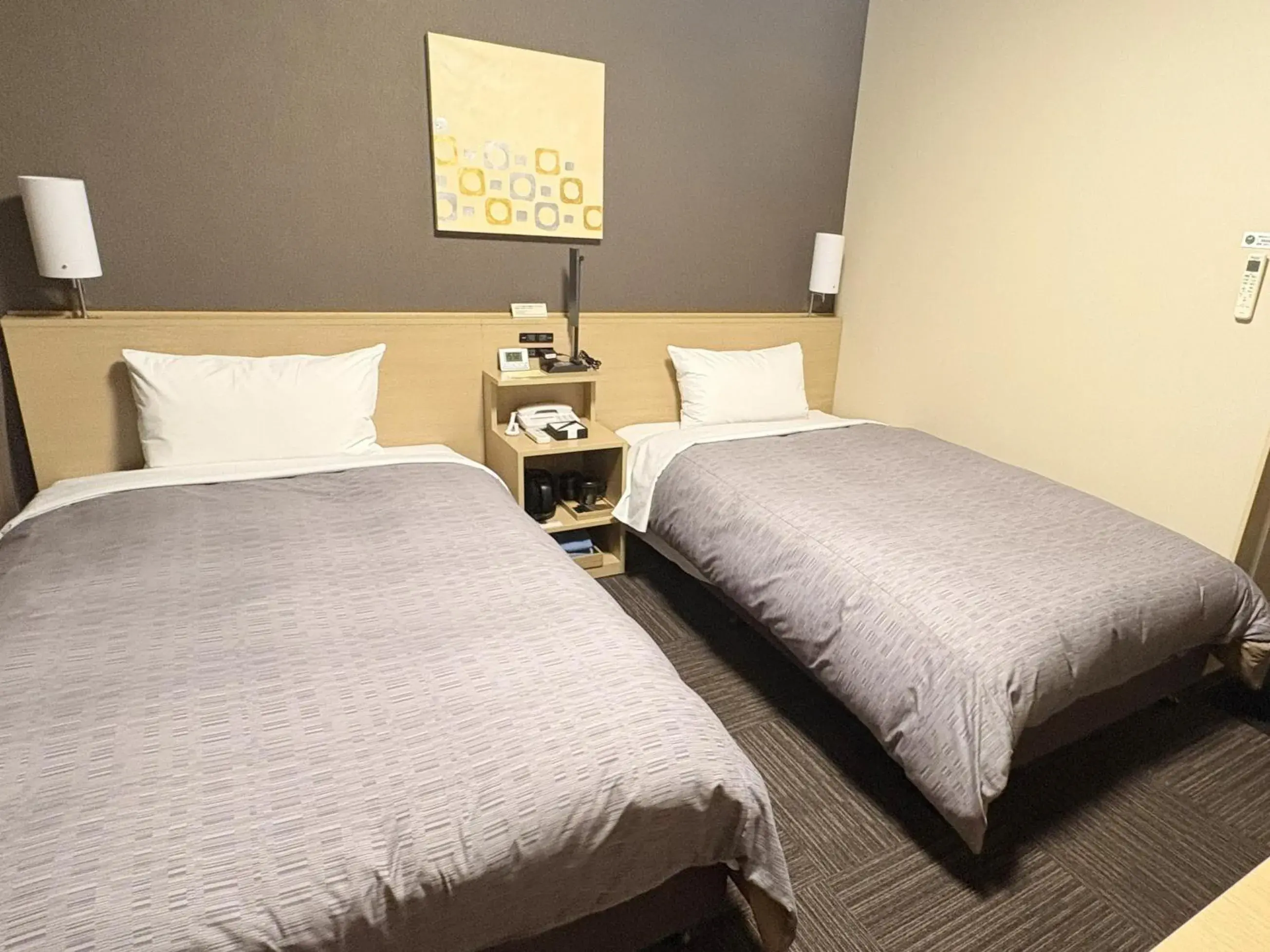Photo of the whole room, Bed in Hotel Route-inn Utsunomiya Yuinomori -Lightline Yuinomori Nishi Ekimae- Photo of the whole room, Bed in Hotel Route-inn Utsunomiya Yuinomori -Lightline Yuinomori Nishi Ekimae-