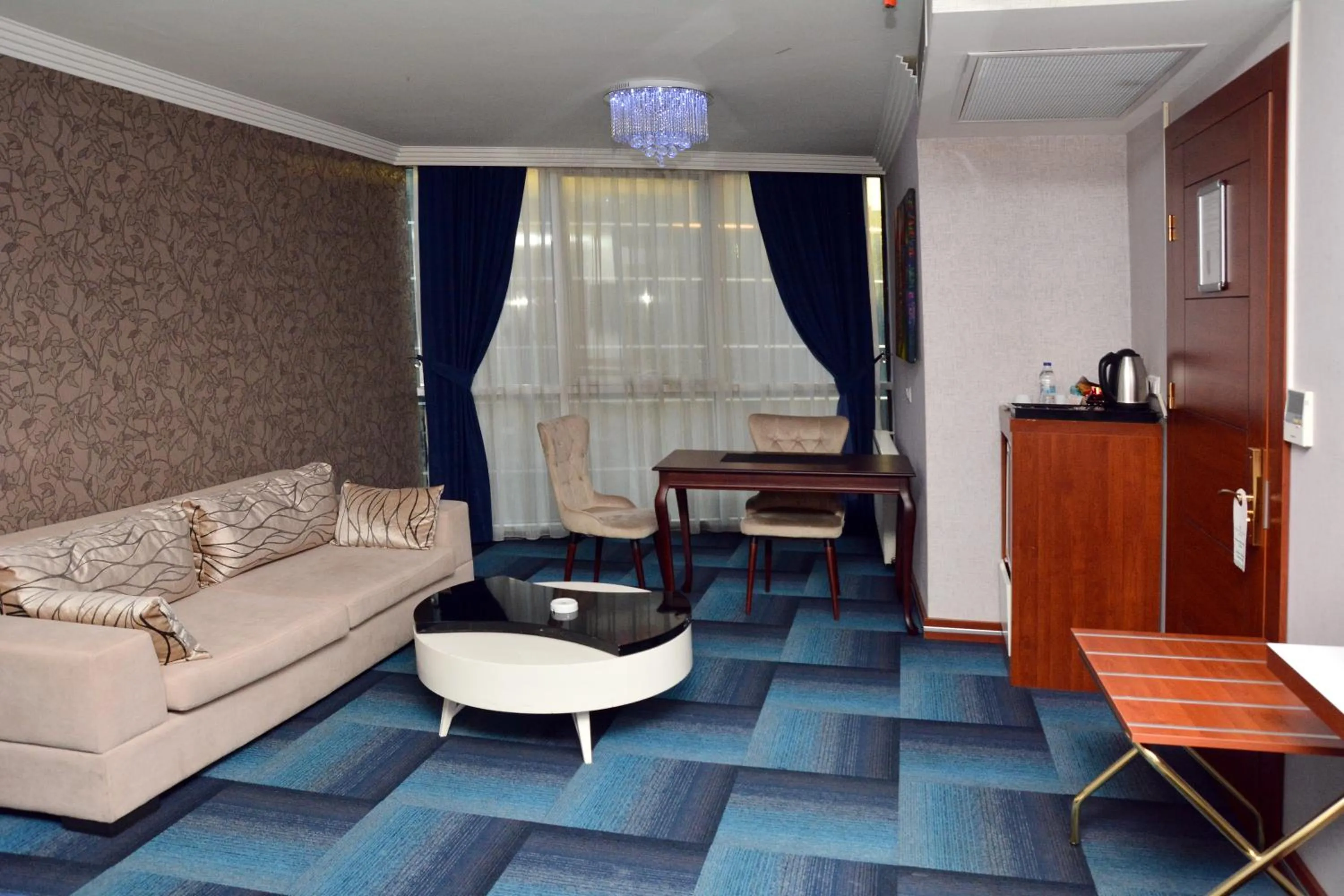 Massage in Business Grand Hotel