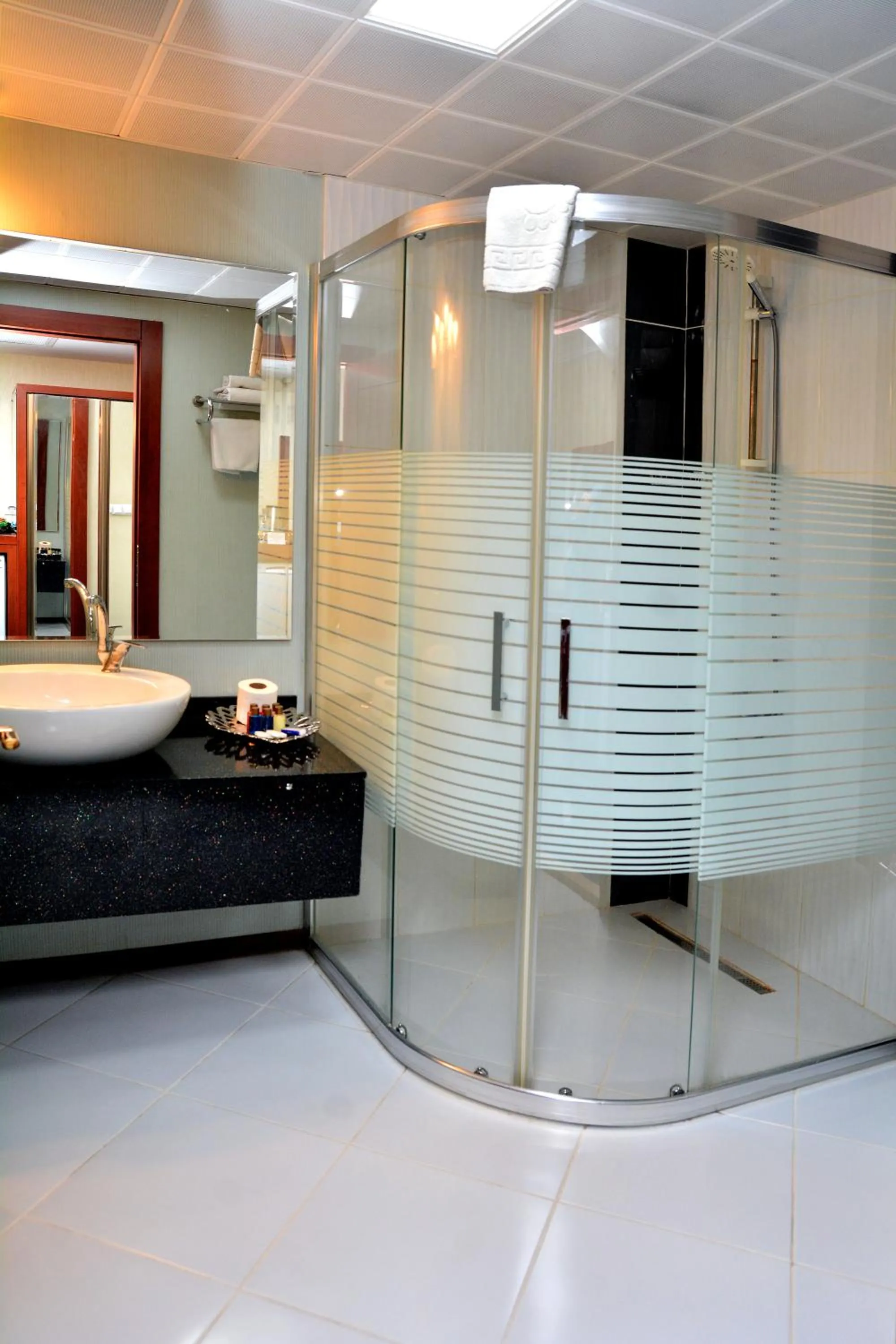 Bathroom in Business Grand Hotel