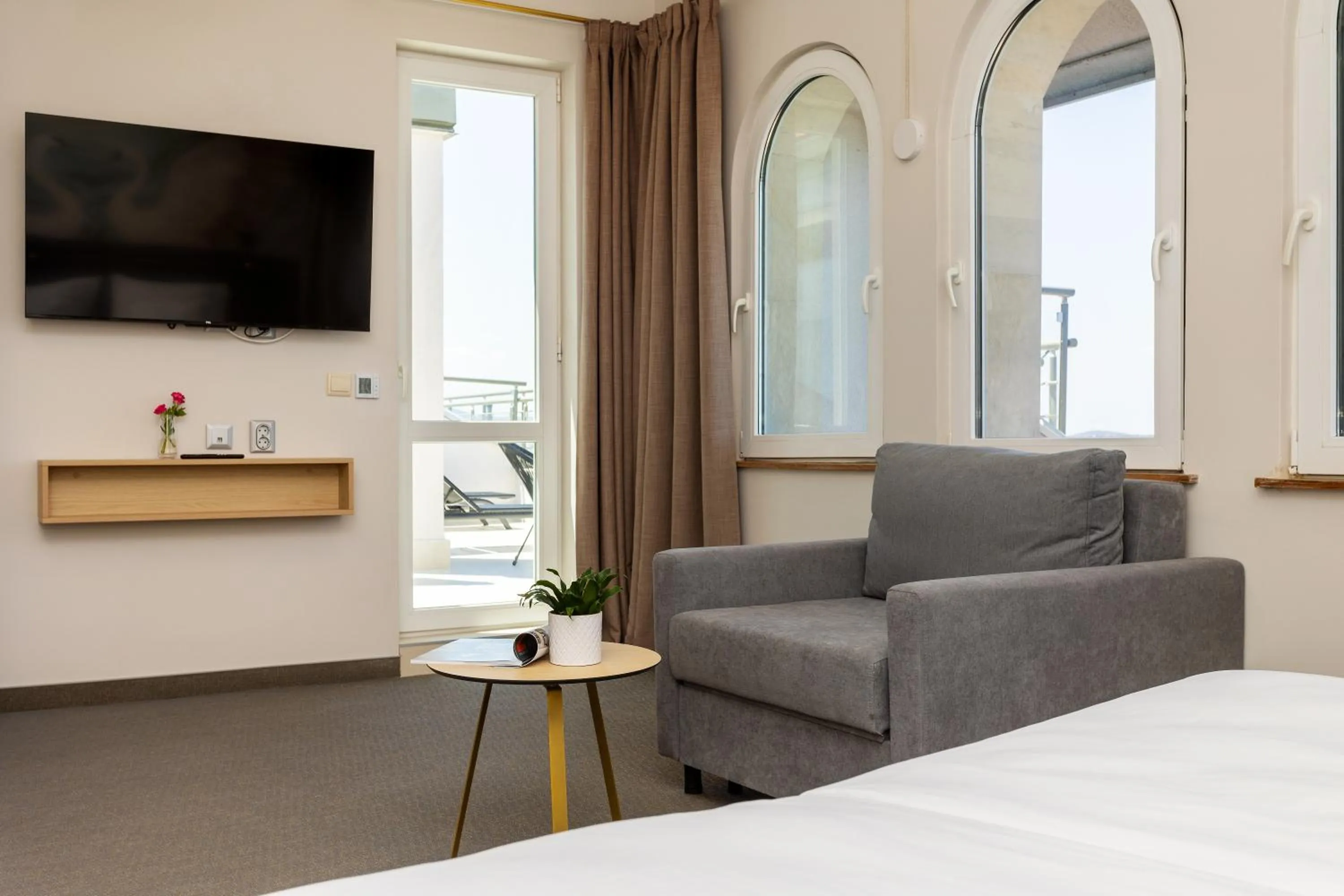 TV and multimedia, Bed in Hotel Antea - By The Sea
