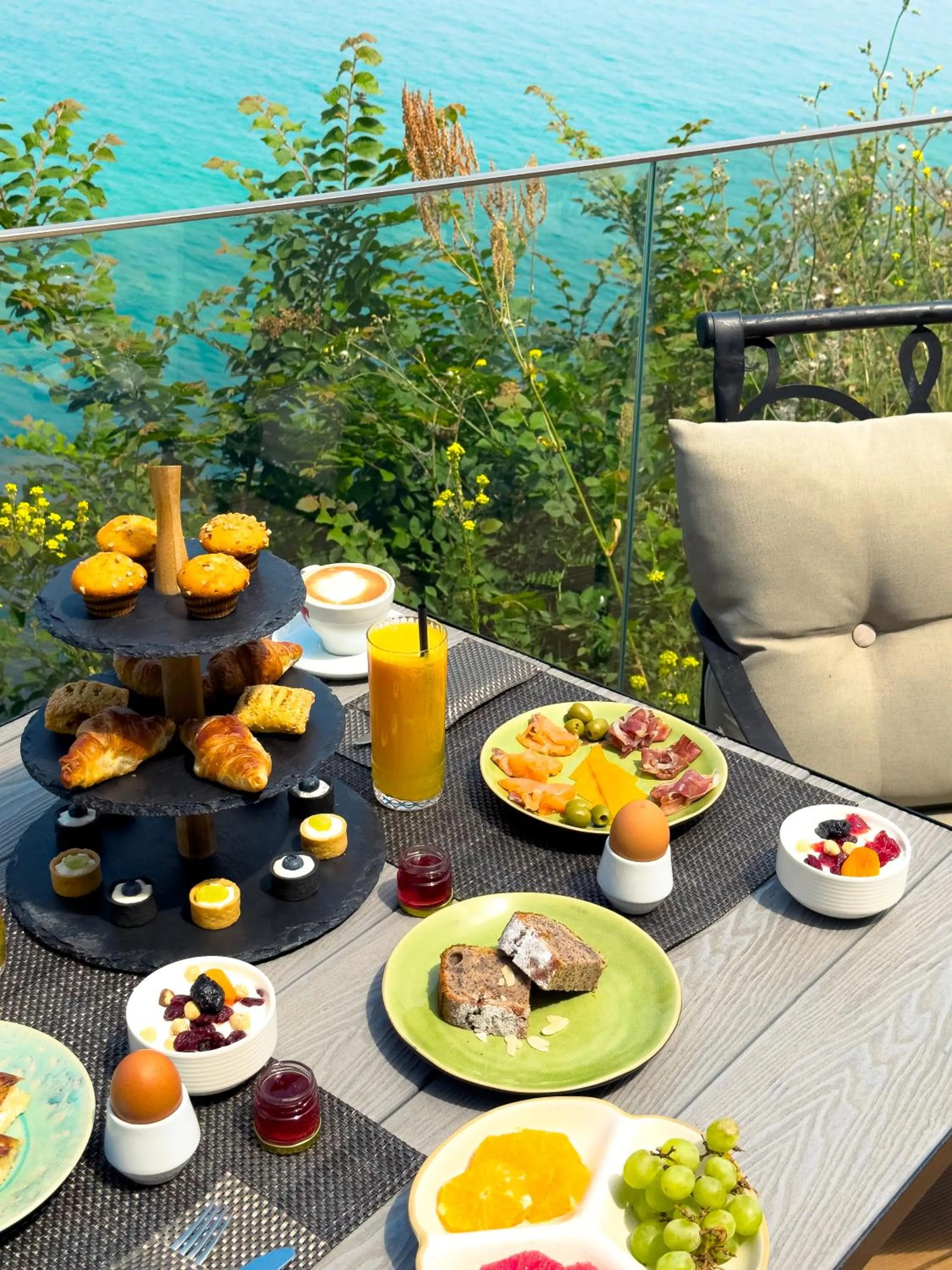 Restaurant/places to eat in Hotel Antea - By The Sea