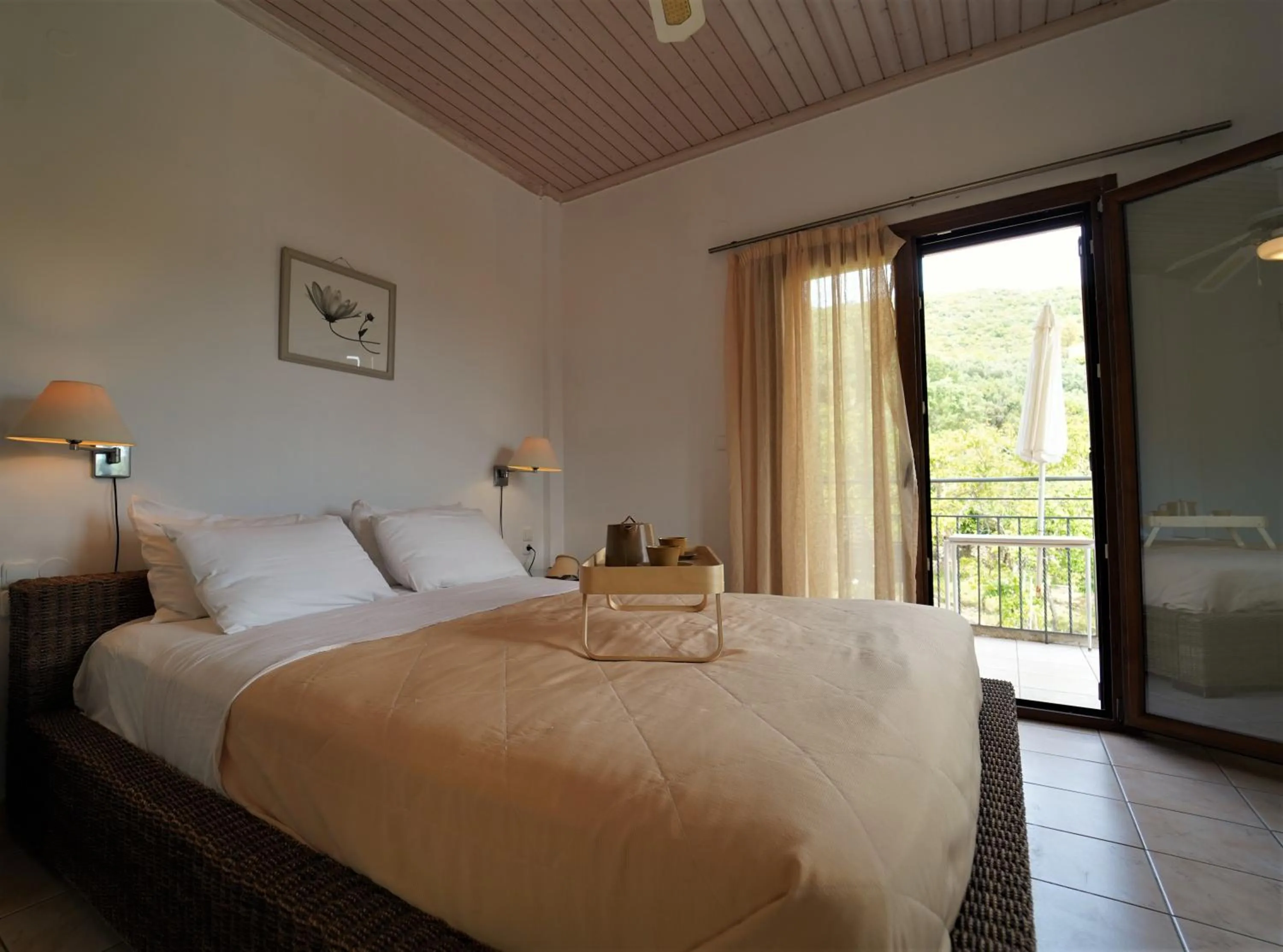 Bedroom, Bed in Bella Vista Hotel Studios & Apartments