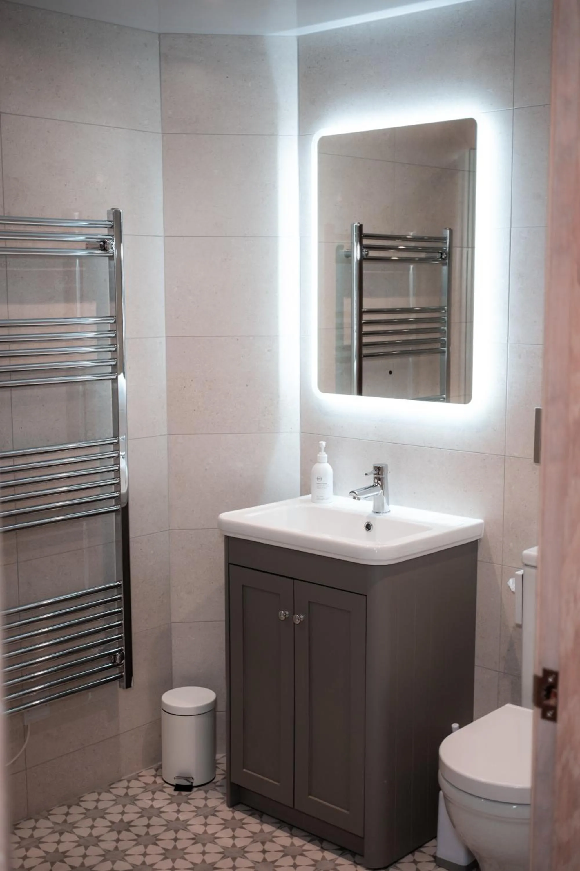 Bathroom in The Ruddings
