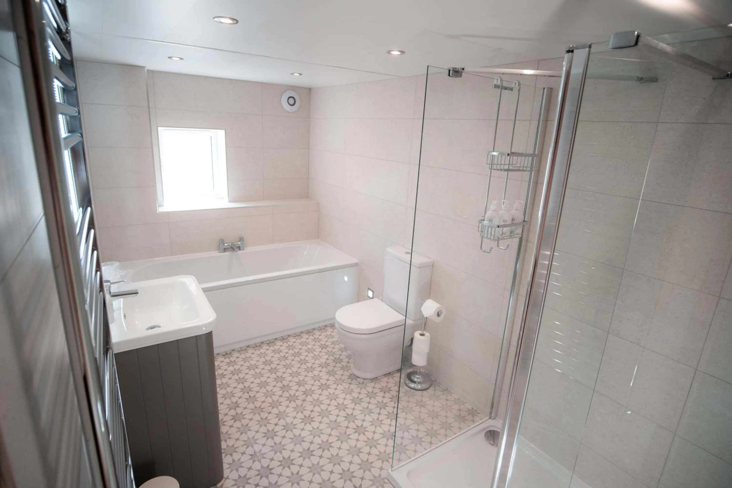 Shower in The Ruddings