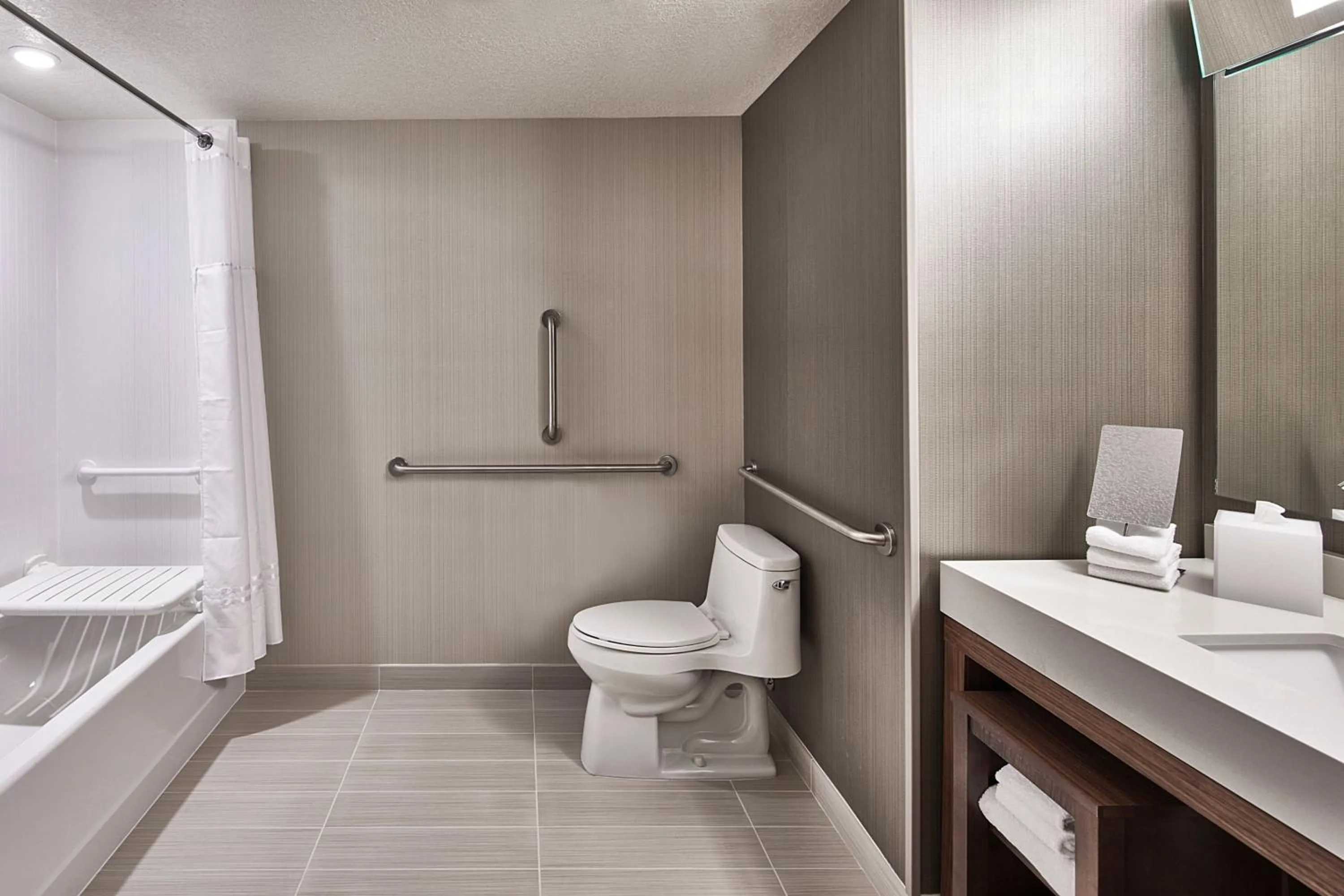 Bathroom in Courtyard by Marriott Minneapolis West