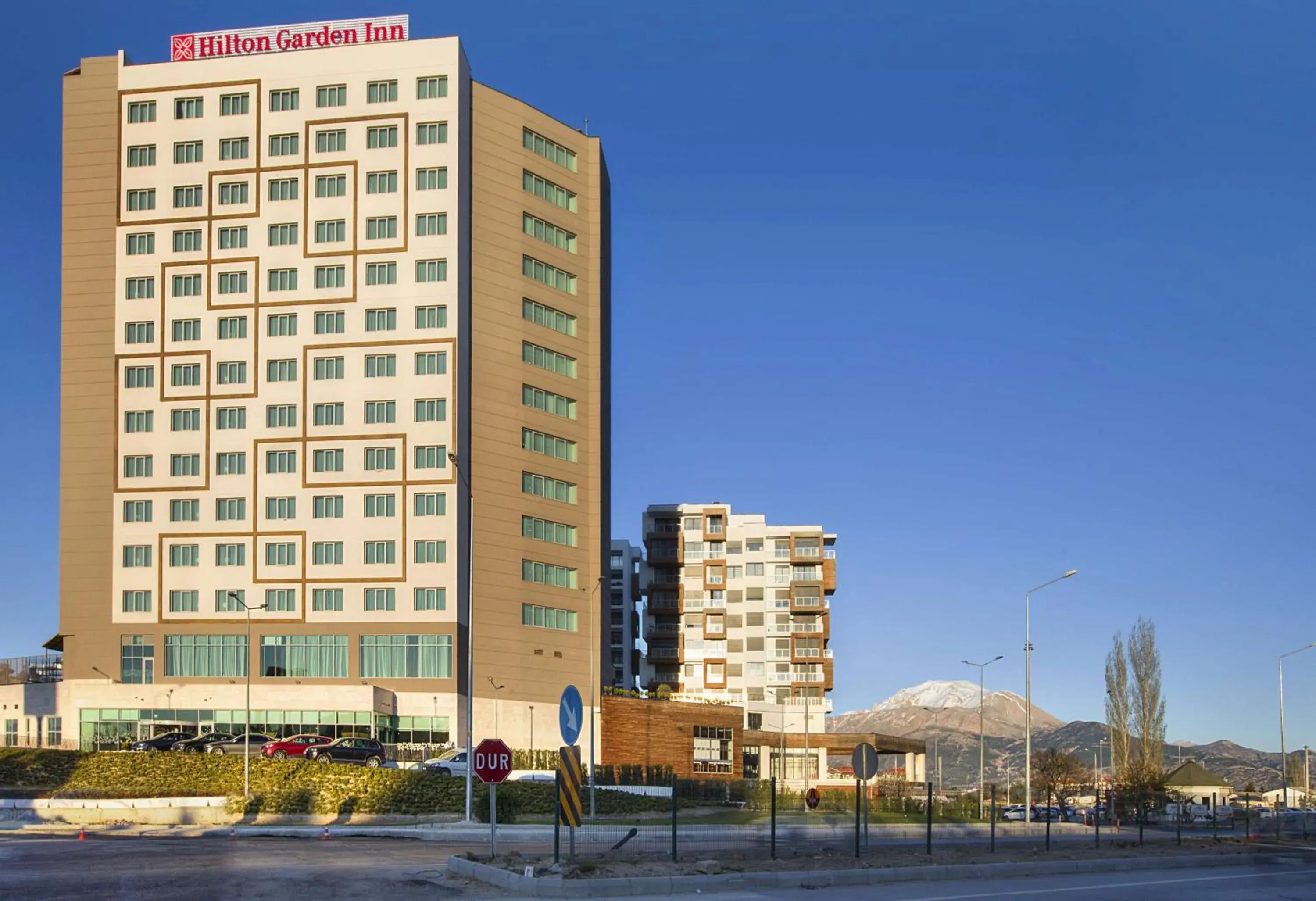 Property building in Hilton Garden Inn Isparta Property building in Hilton Garden Inn Isparta