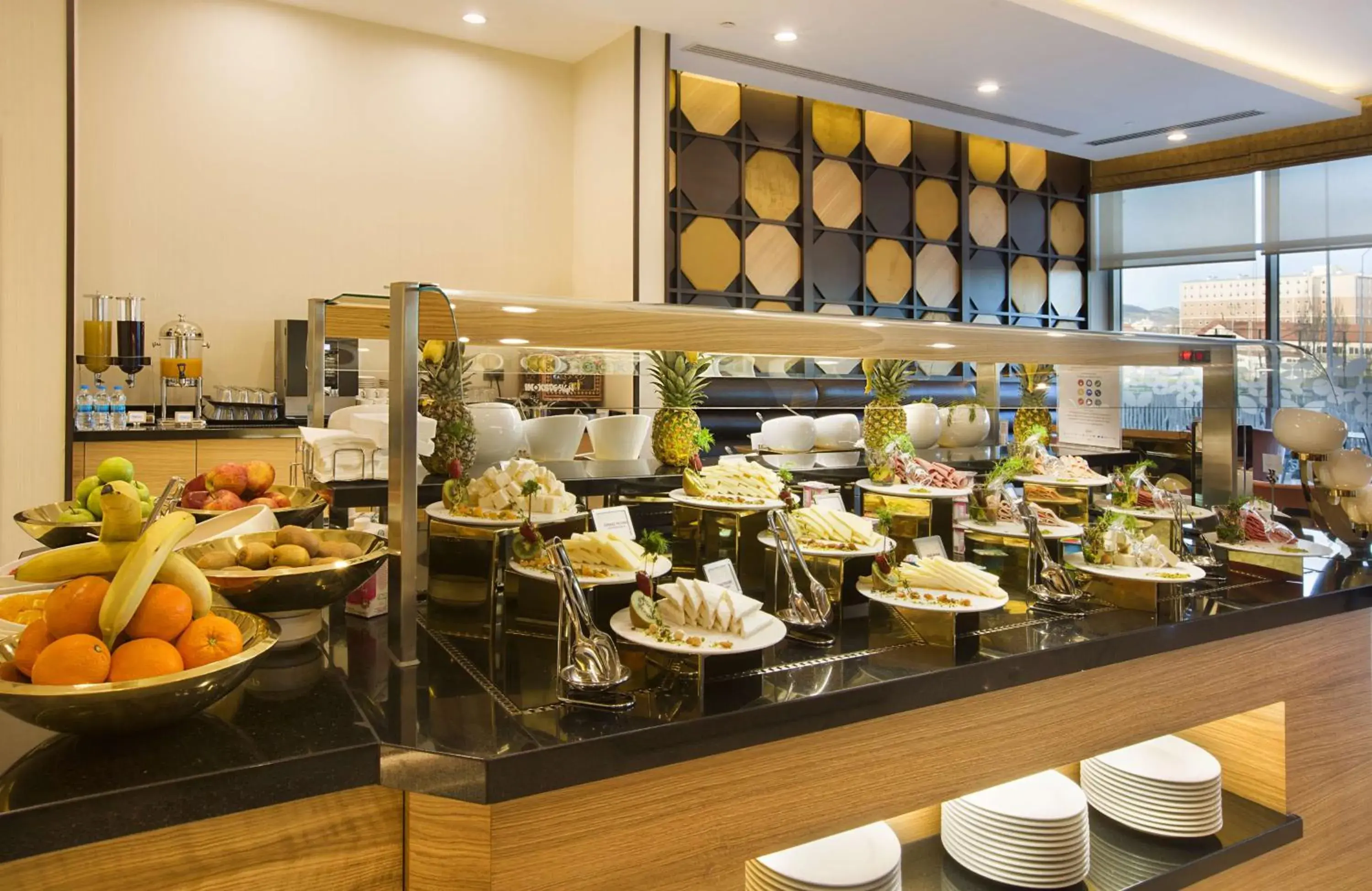 Restaurant/places to eat in Hilton Garden Inn Isparta Restaurant/places to eat in Hilton Garden Inn Isparta
