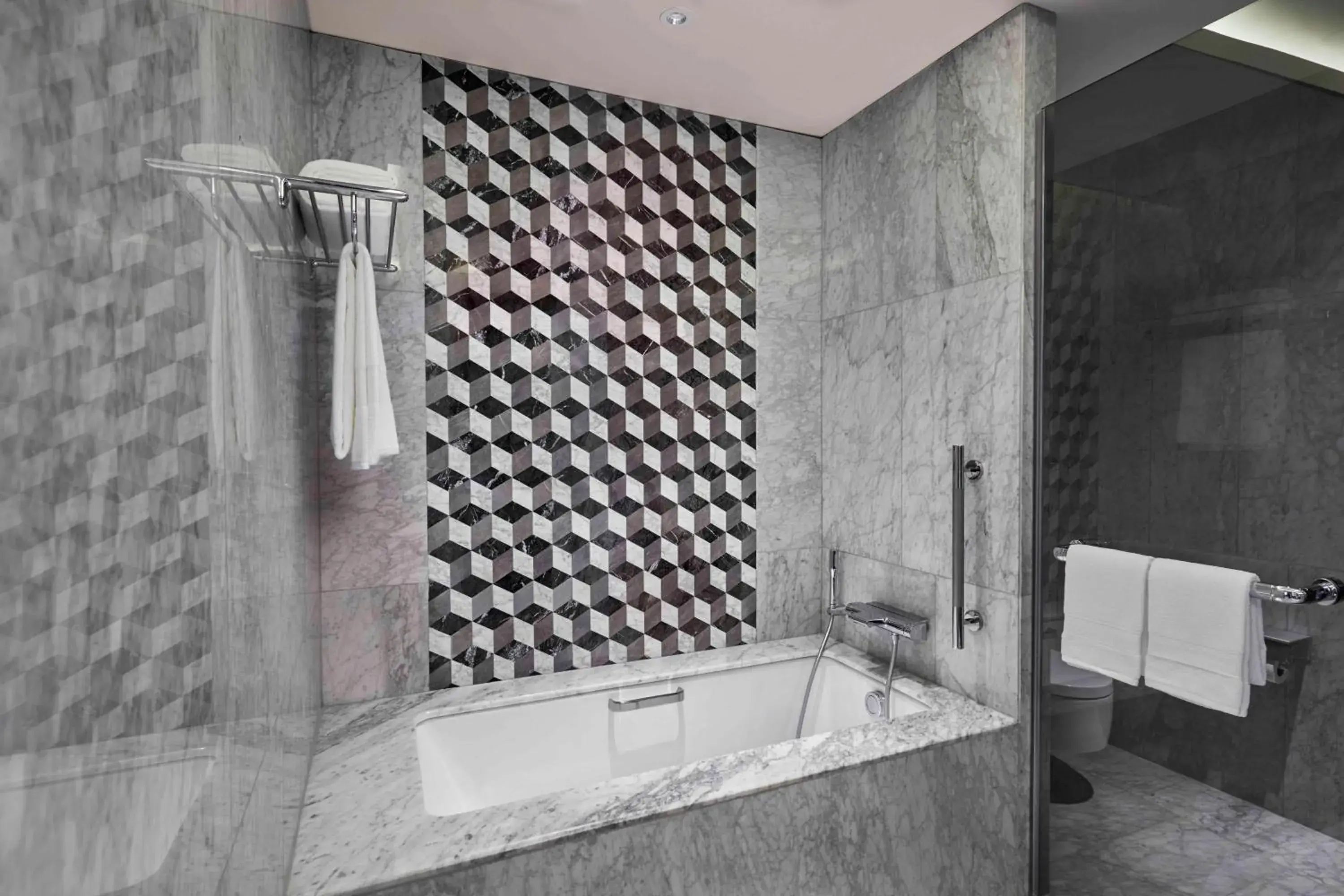 Bathroom in Hilton Manila Newport World Resorts Bathroom in Hilton Manila Newport World Resorts