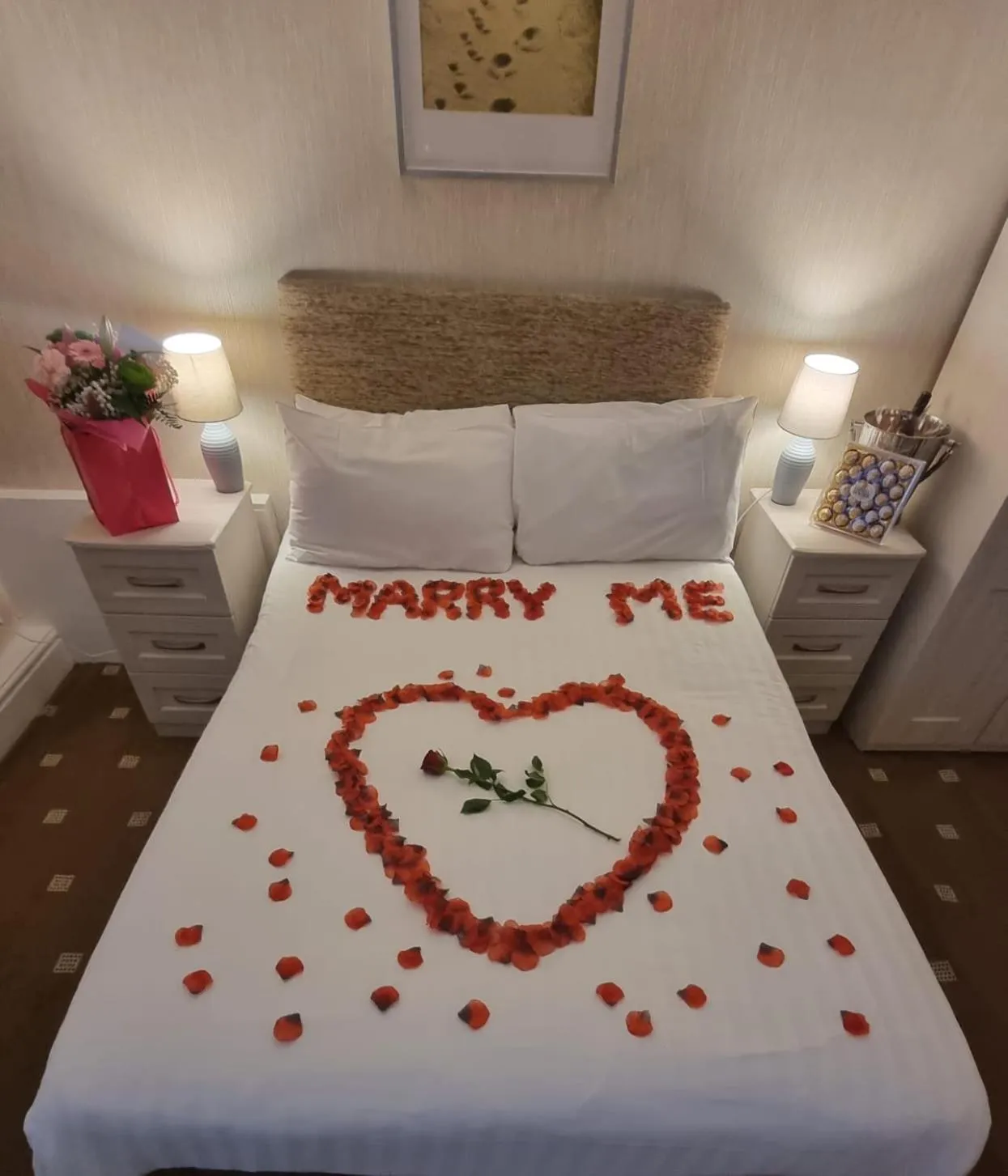 Bed in The Georgian Hollies Hotel