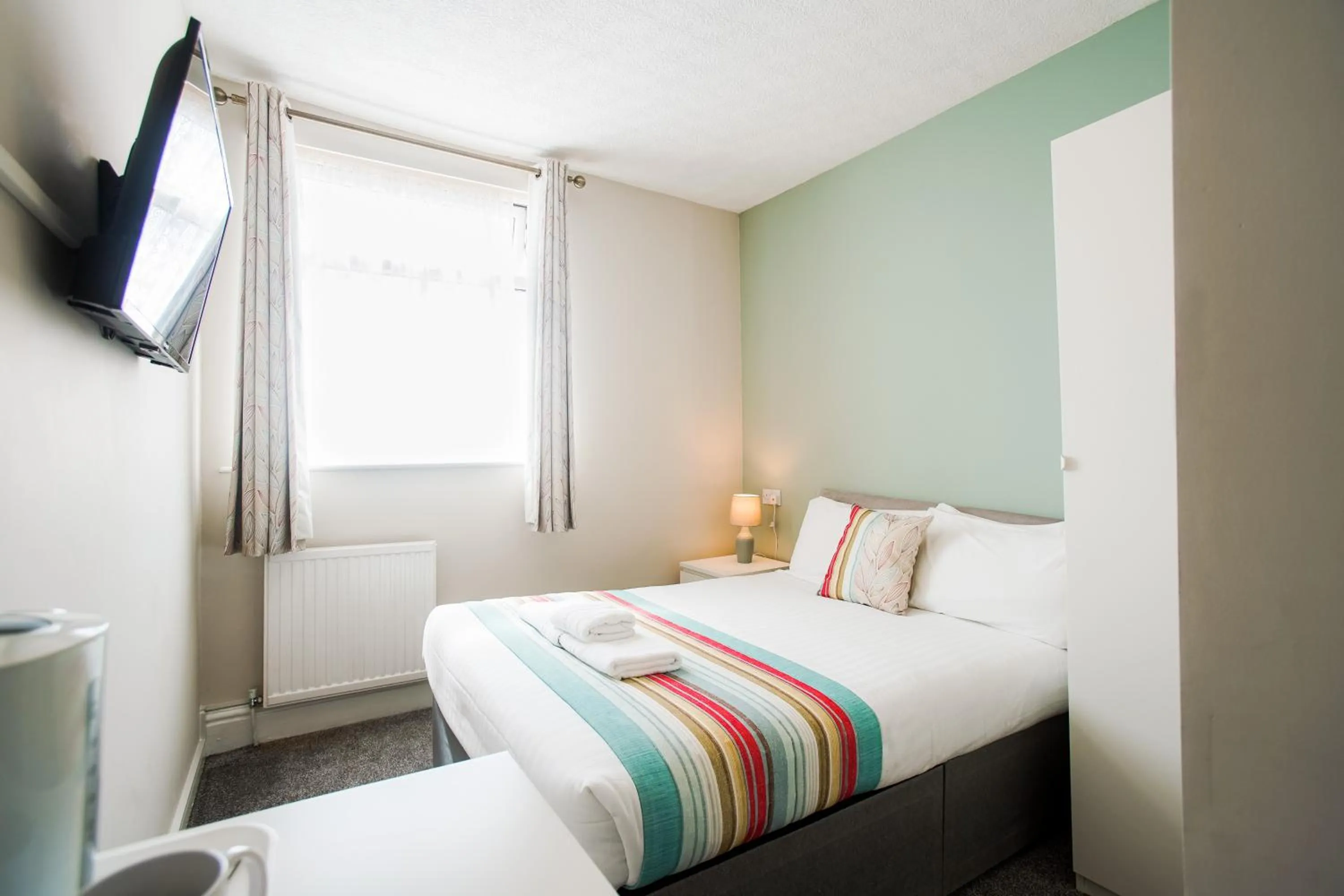 Bedroom, Bed in The Georgian Hollies Hotel