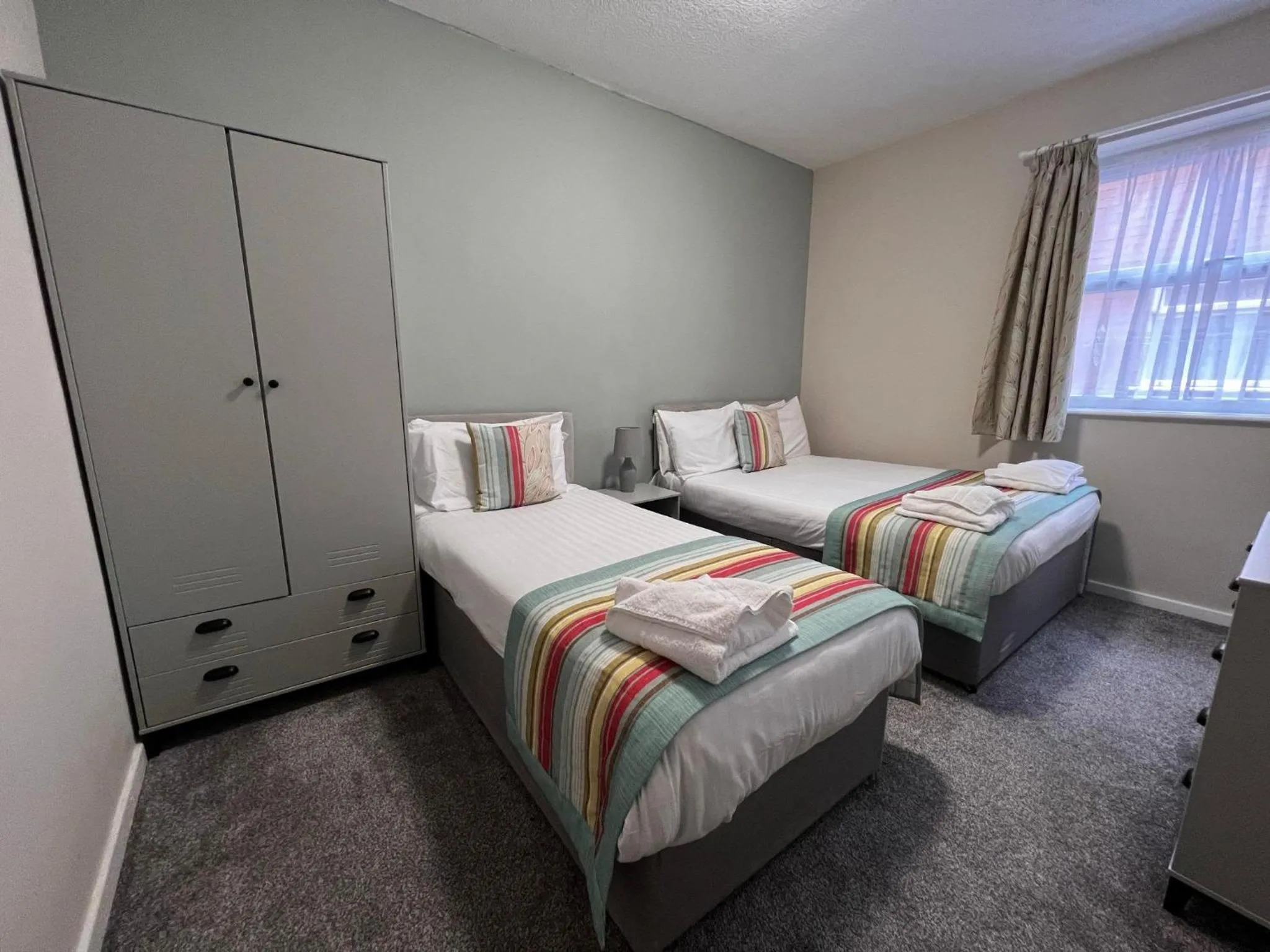 Bedroom, Bed in The Georgian Hollies Hotel