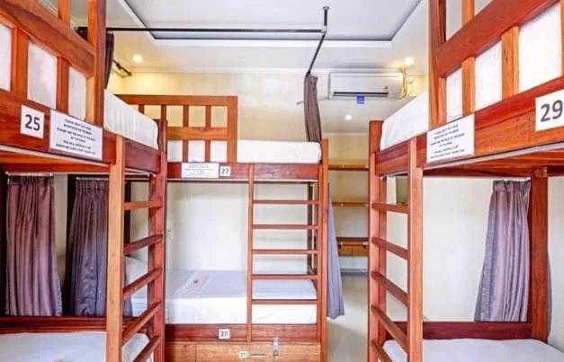Photo of the whole room, Bed in Castaway Hostel