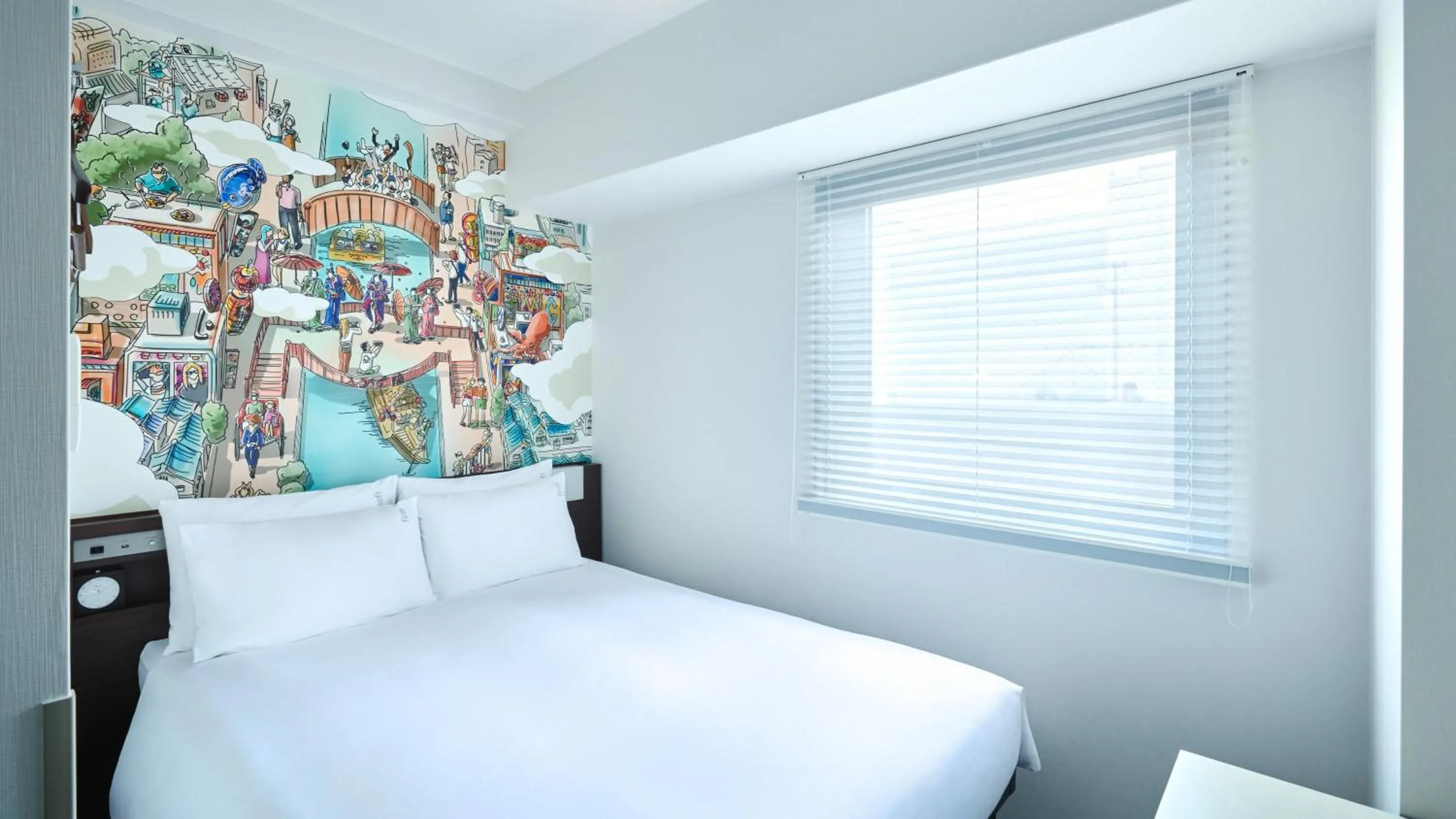 Photo of the whole room, Bed in Garner Hotel Osaka Honmachi Midosuji by IHG