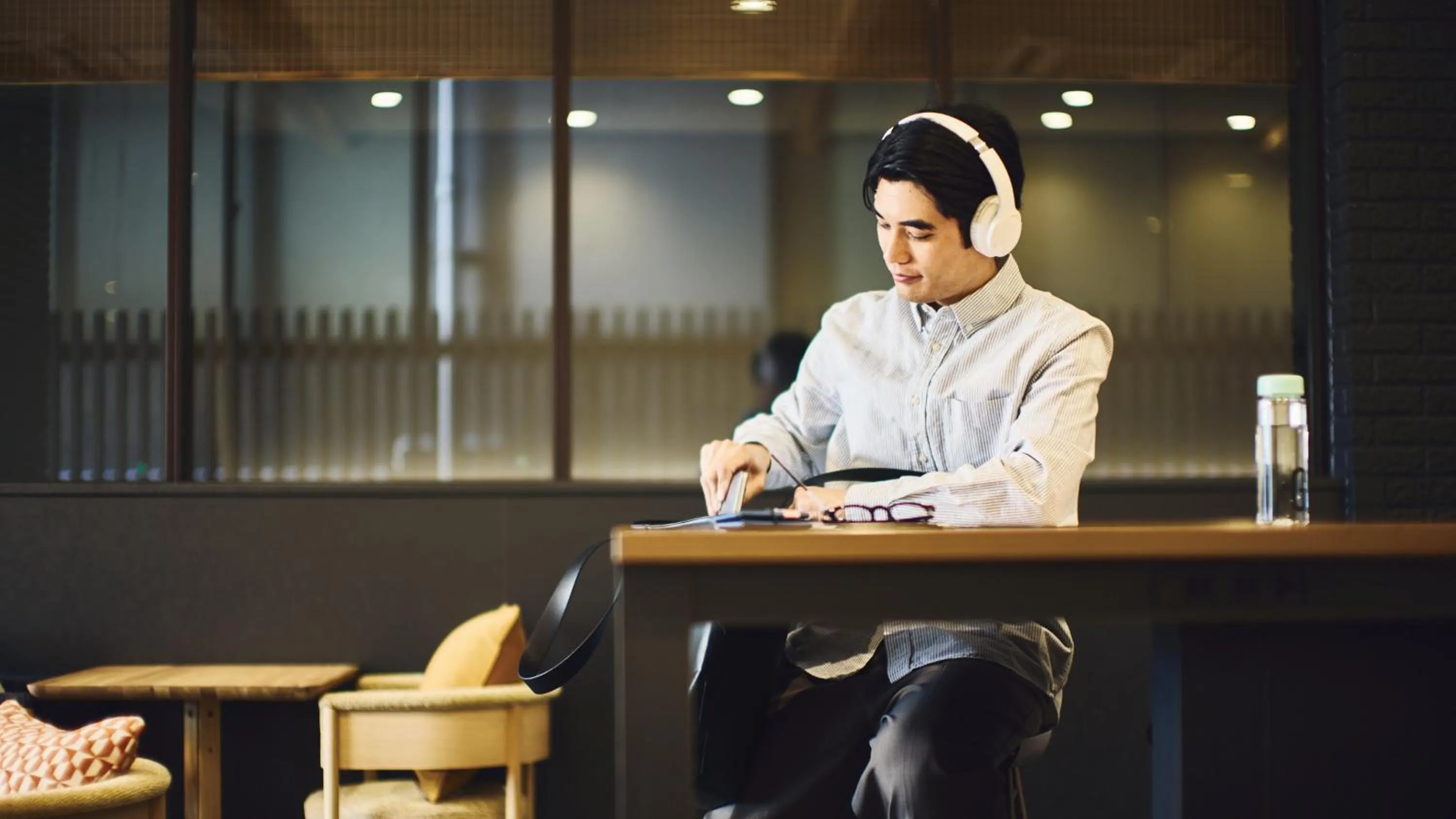 Property building in Garner Hotel Osaka Honmachi Midosuji by IHG