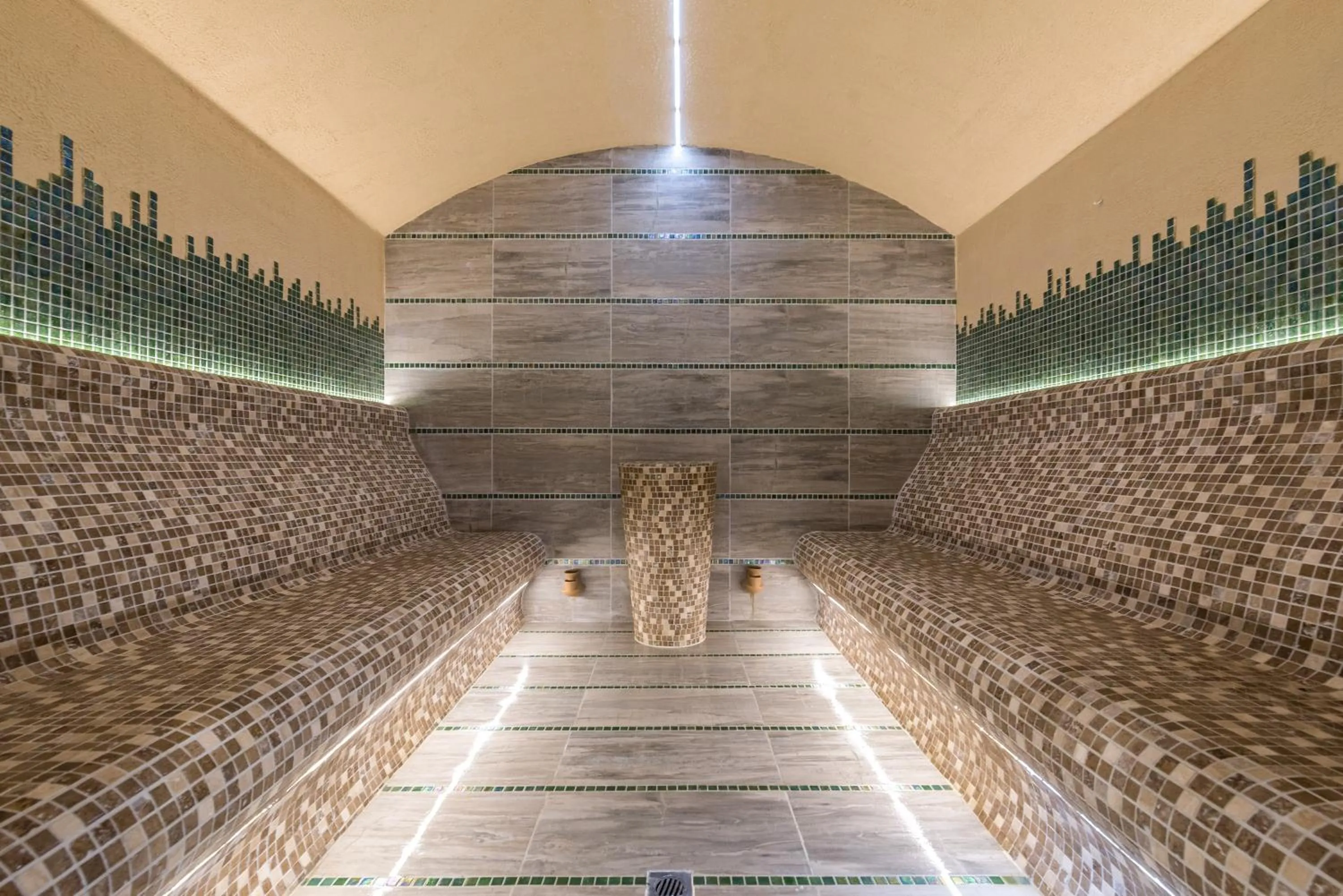 Steam room in Lion Bansko Hotel