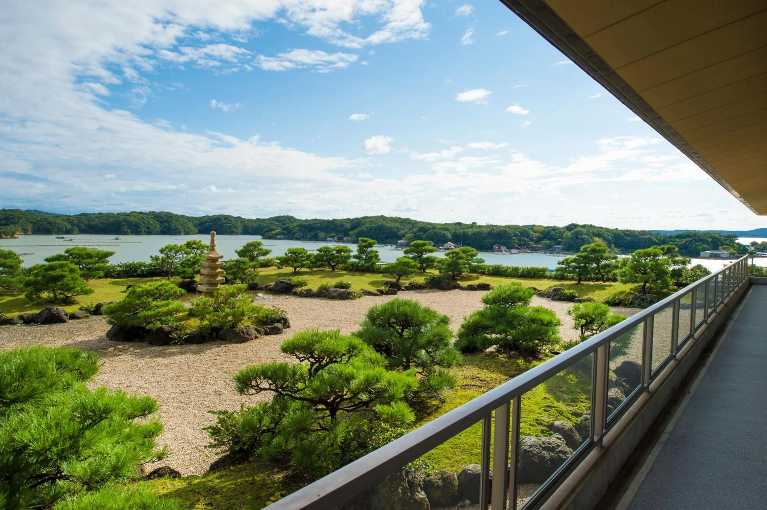 Day in Kashikojima Hojoen