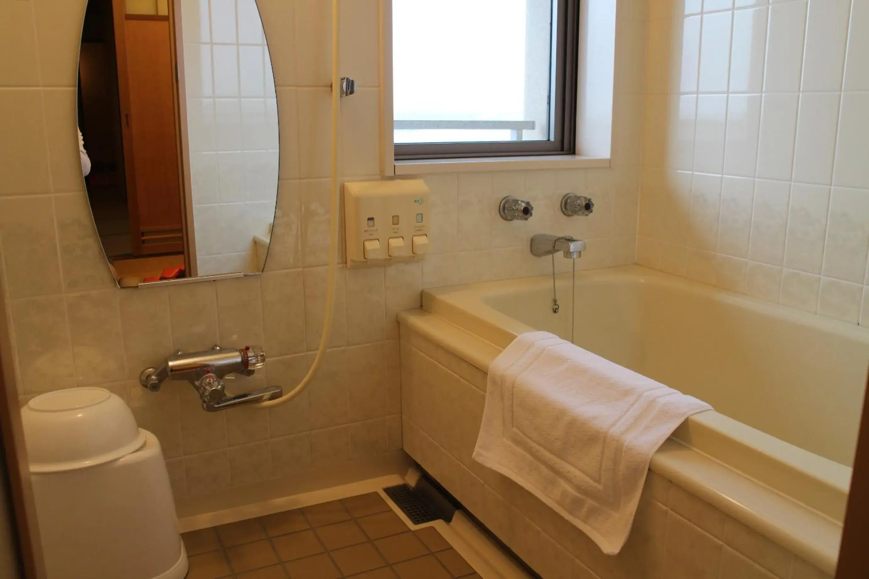 Bathroom in Kashikojima Hojoen Bathroom in Kashikojima Hojoen