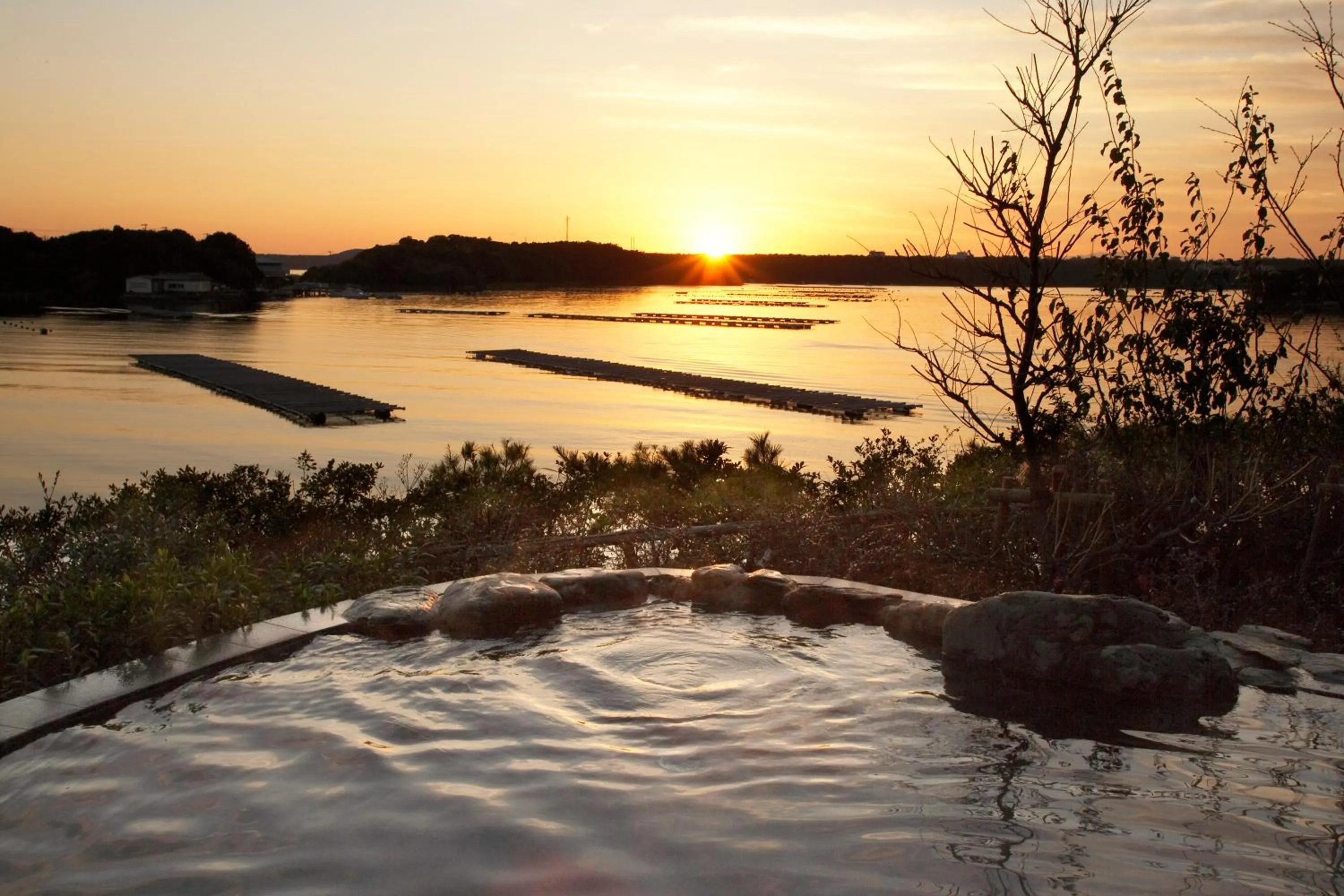 Hot Spring Bath in Kashikojima Hojoen