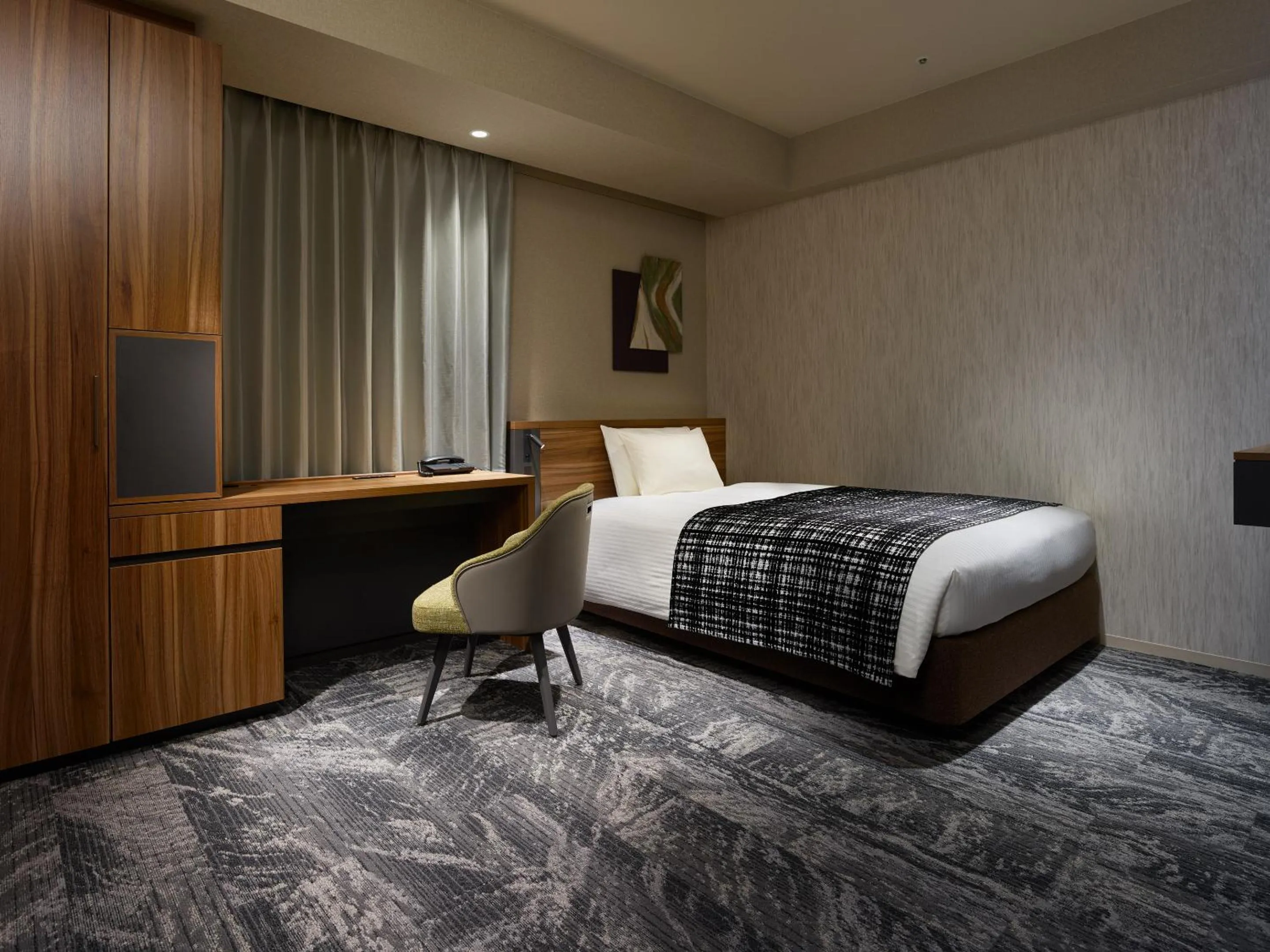 Photo of the whole room, Bed in Mitsui Garden Hotel Gotanda - Tokyo