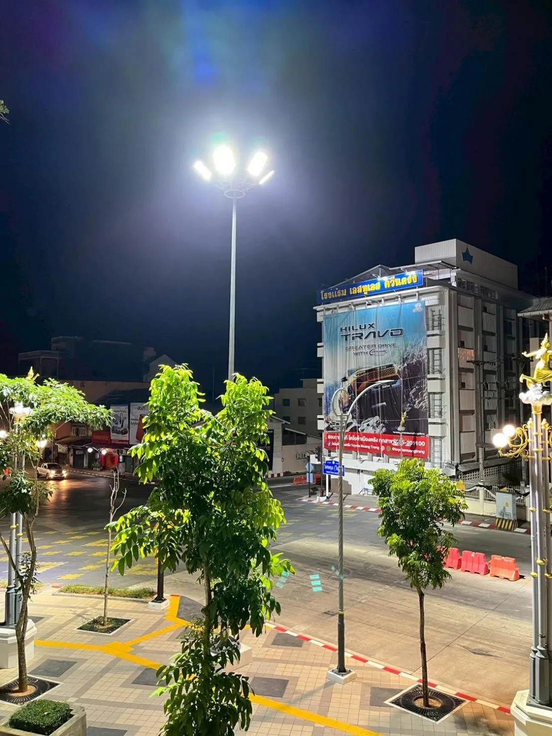 Property building in S2S Queen Trang Hotel