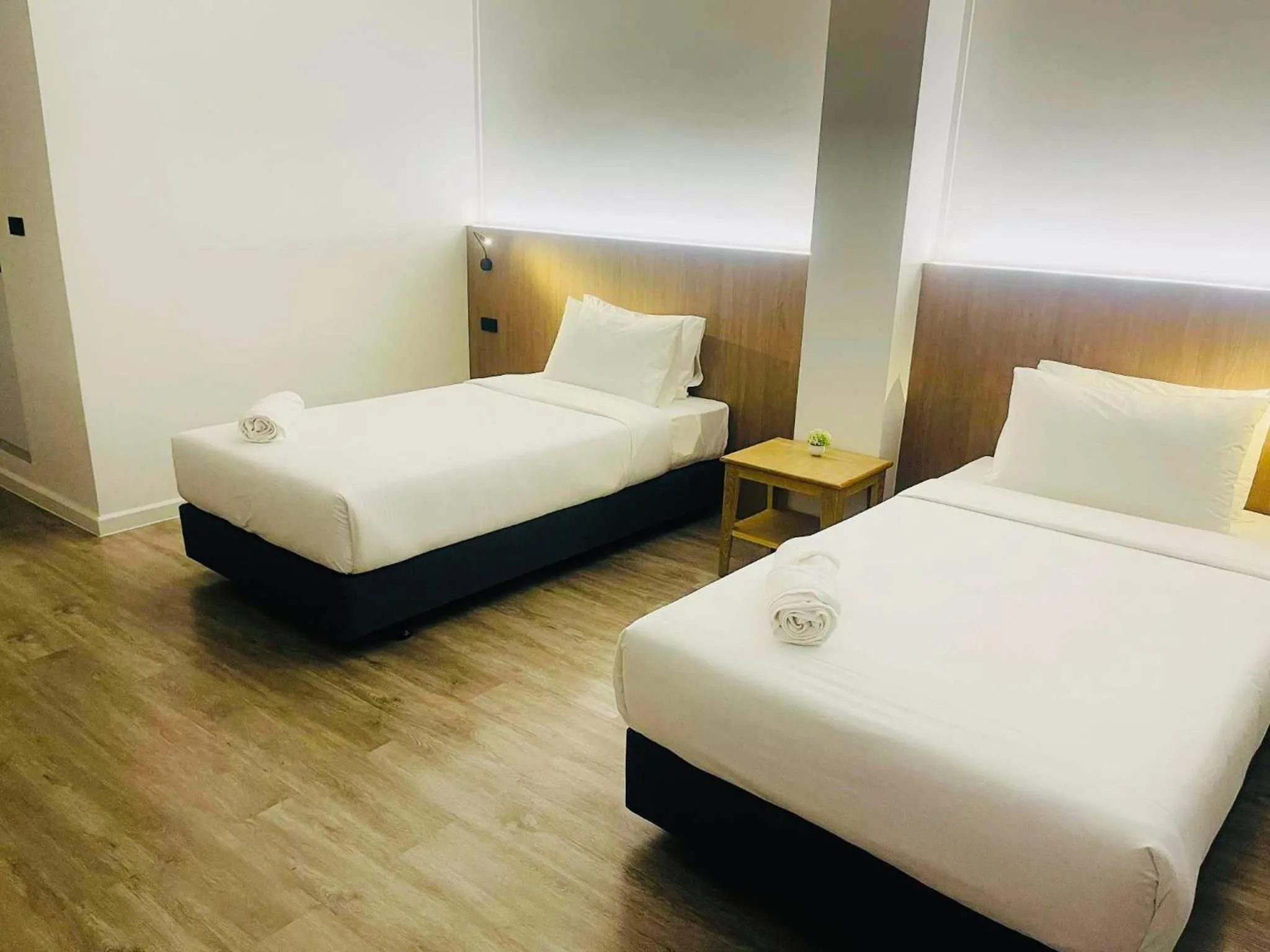 Bedroom, Bed in S2S Queen Trang Hotel