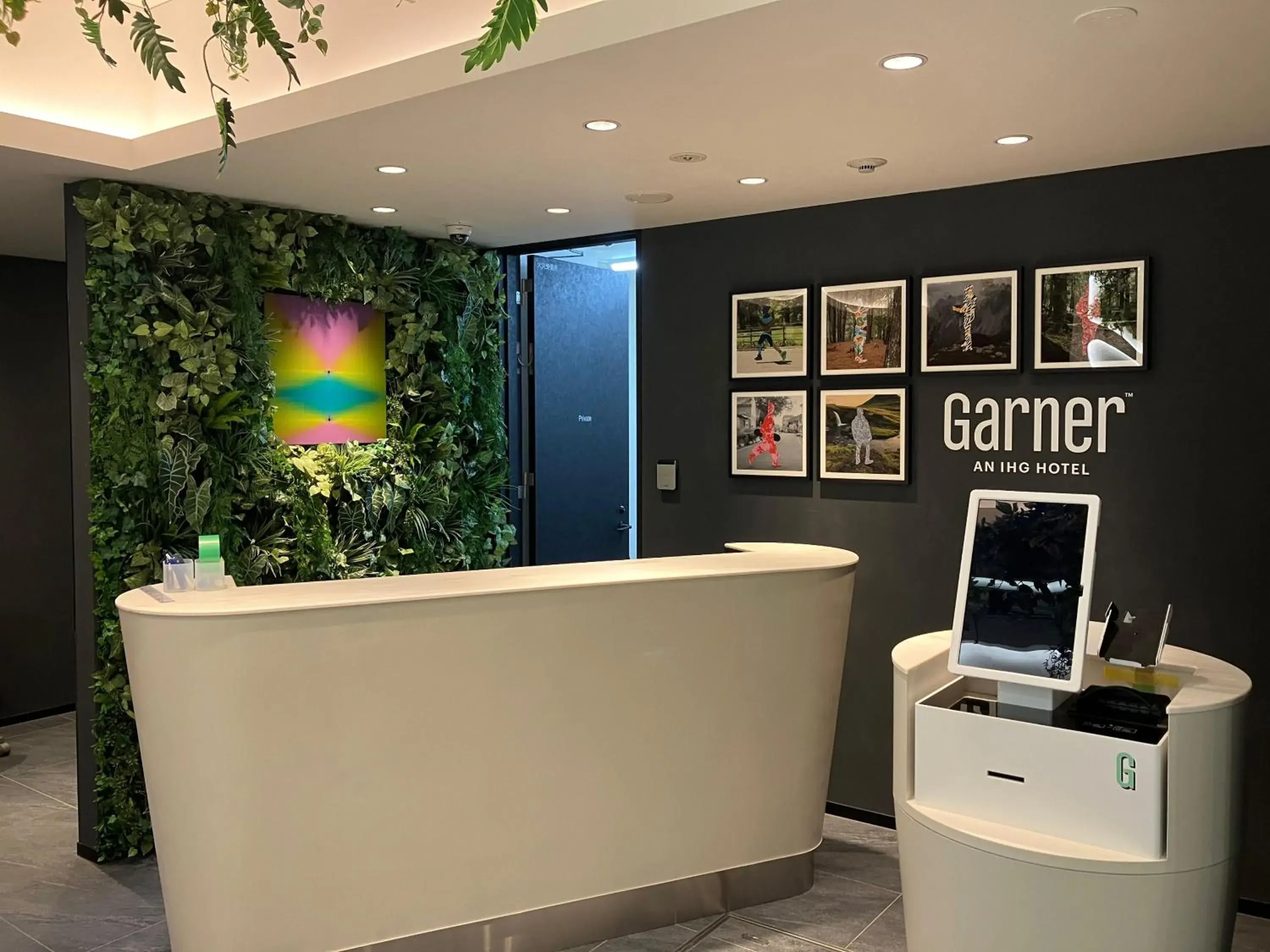 Lobby or reception in Garner Hotel Osaka Honmachi Kita Semba by IHG Lobby or reception in Garner Hotel Osaka Honmachi Kita Semba by IHG