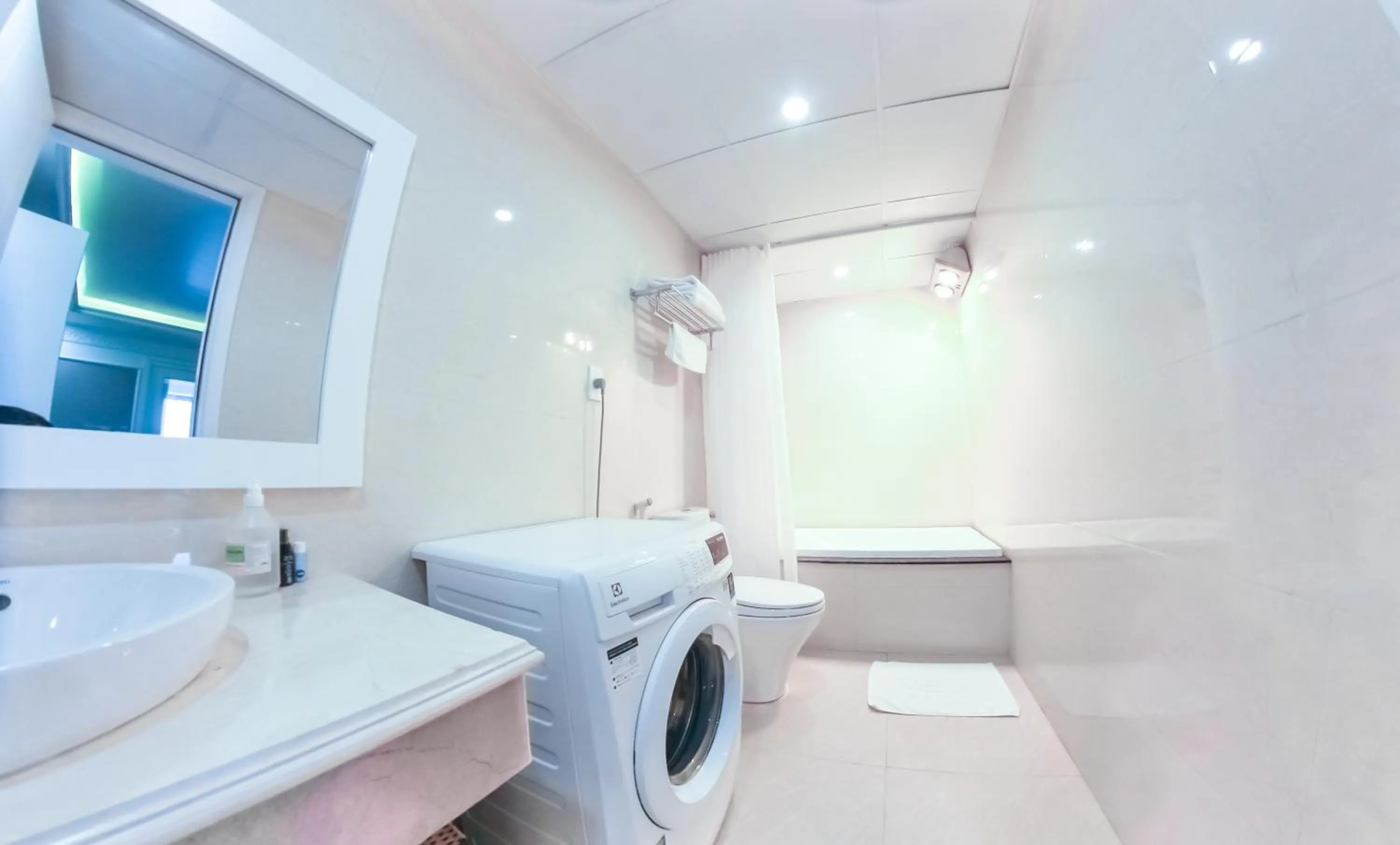 Toilet in GM Hotel and Apartment