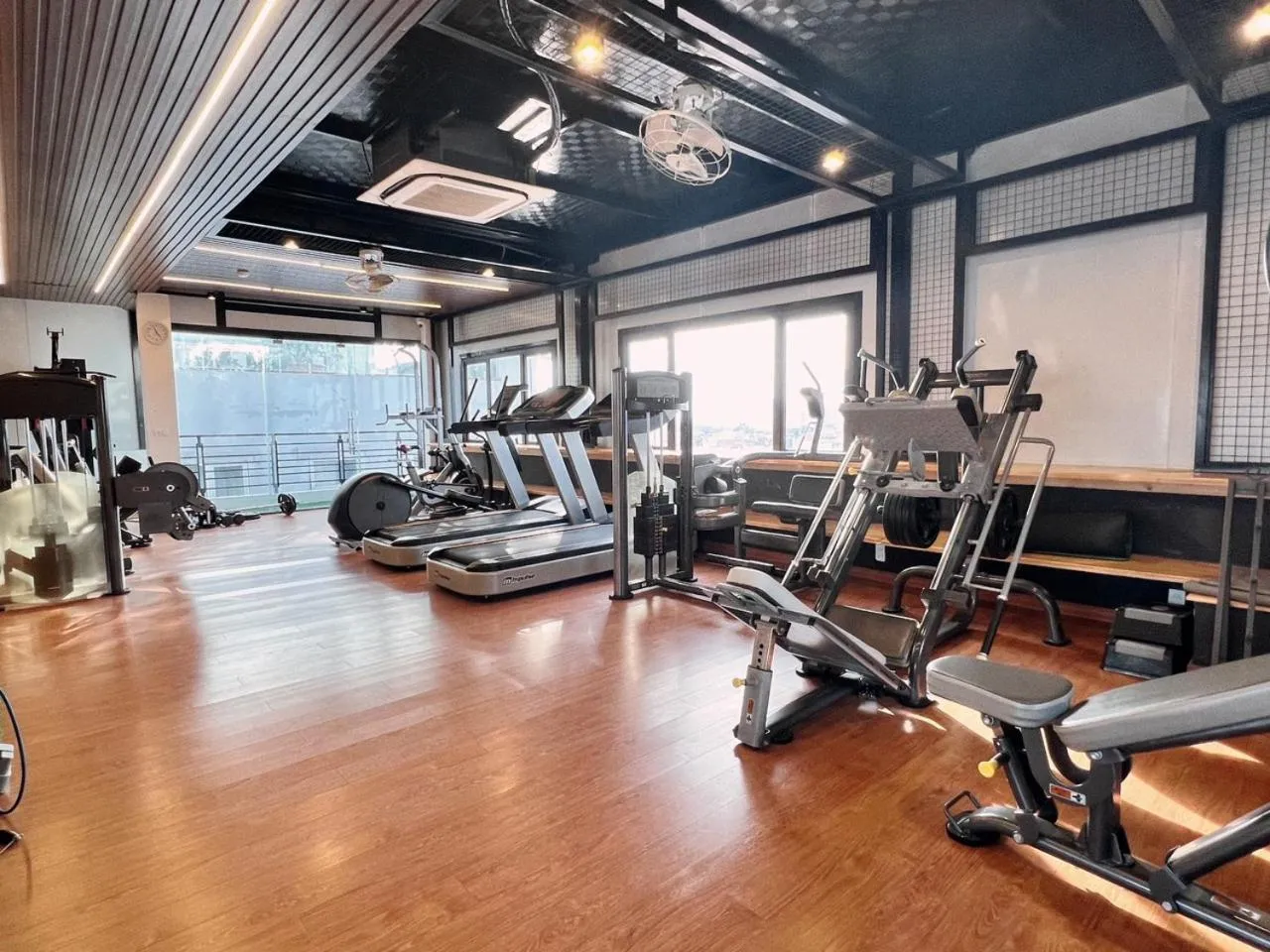 Fitness centre/facilities in GM Hotel and Apartment