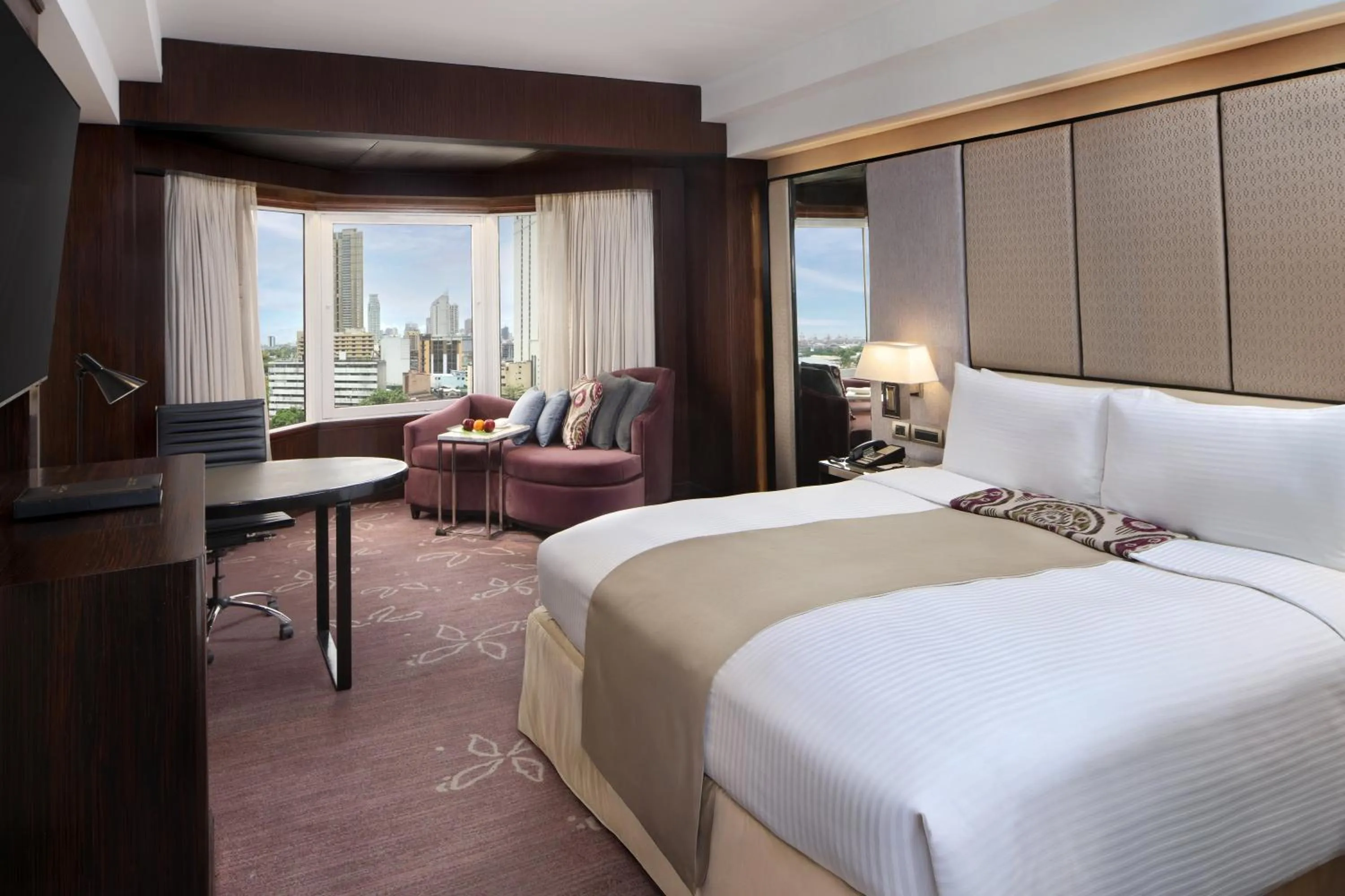 Bed in Diamond Hotel Philippines