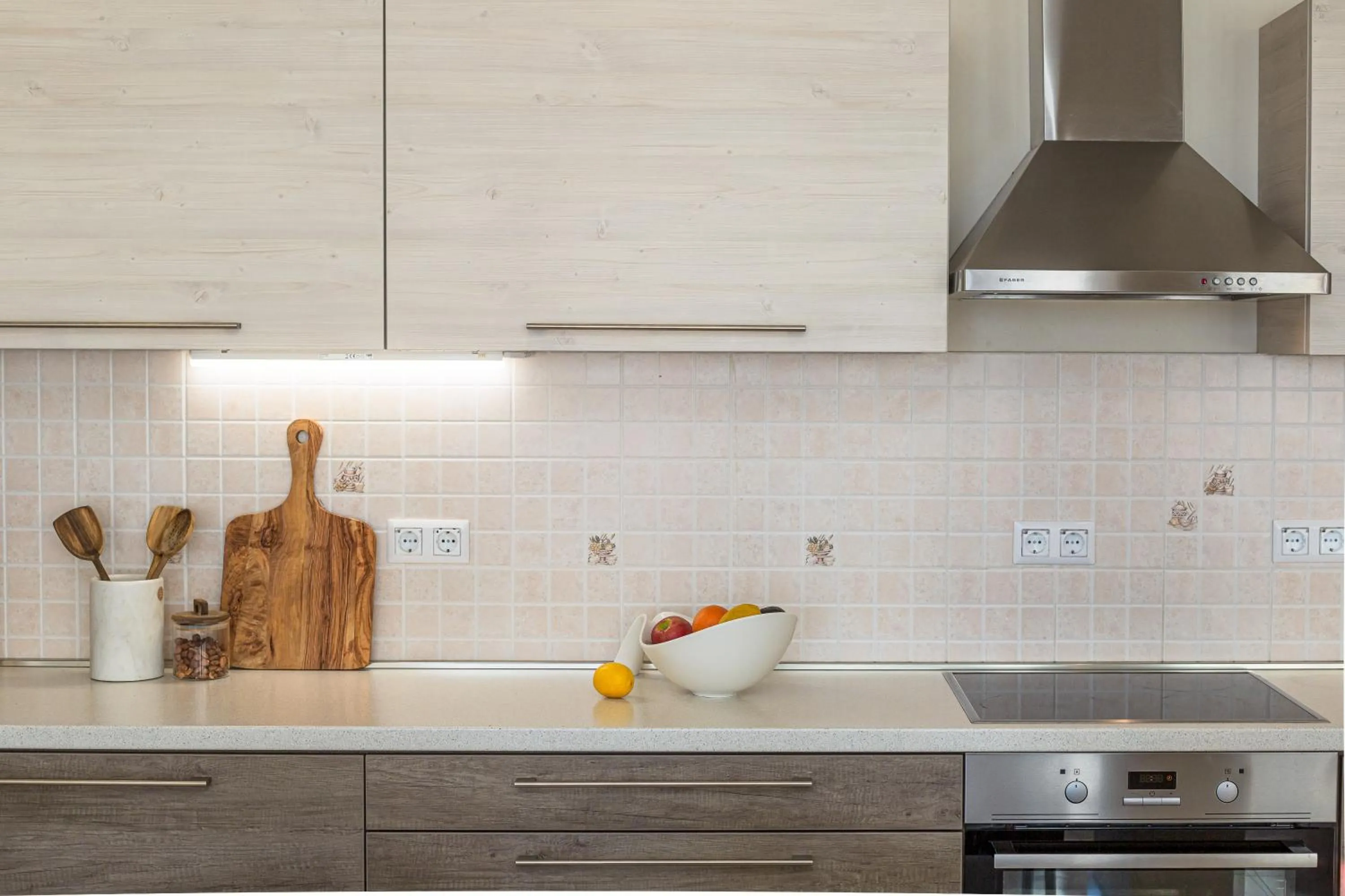 AP 6+2 in one of the most luxury building in Omis