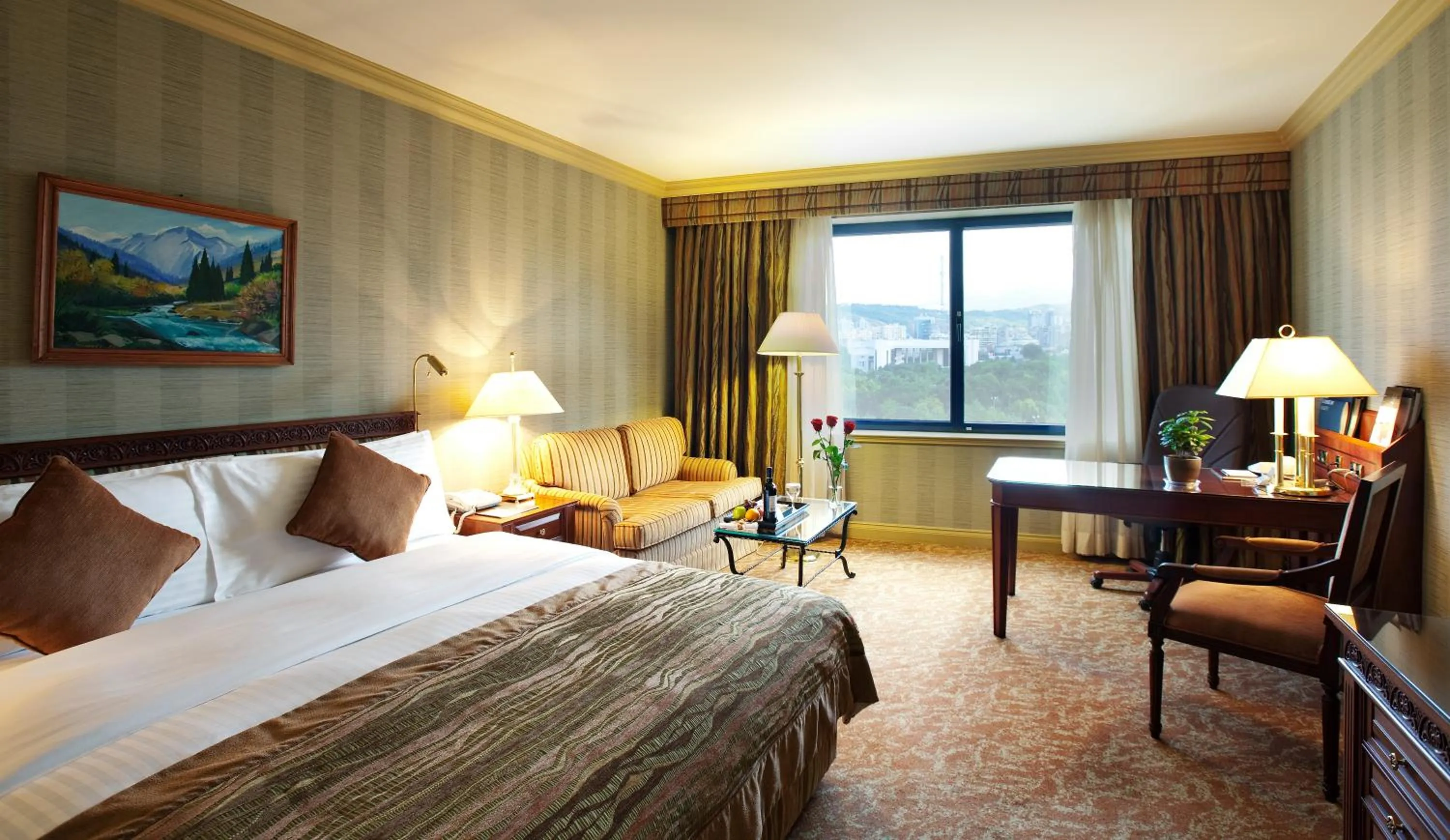 Photo of the whole room, Bed in InterContinental Almaty by IHG