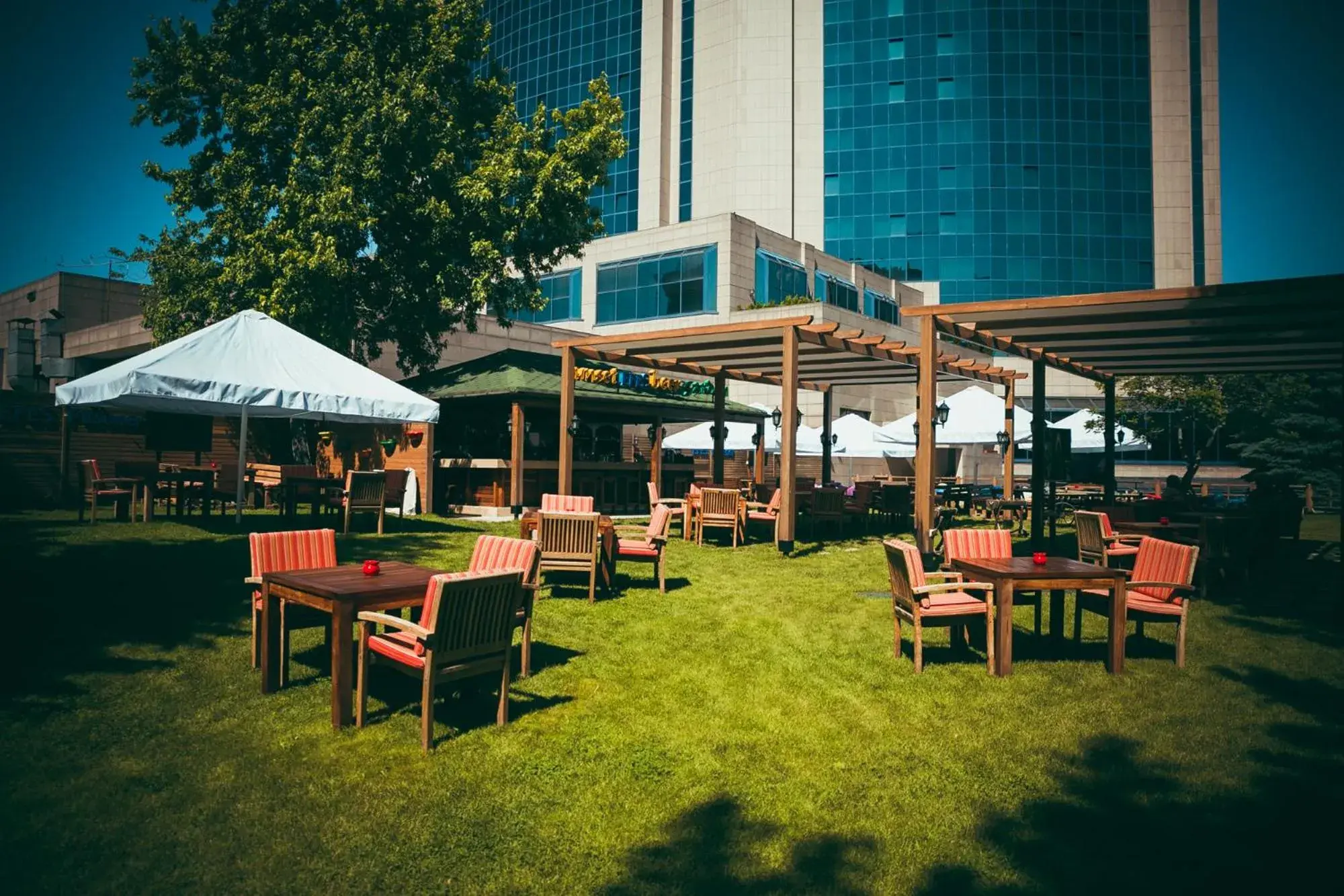 Restaurant/places to eat in InterContinental Almaty by IHG Restaurant/places to eat in InterContinental Almaty by IHG