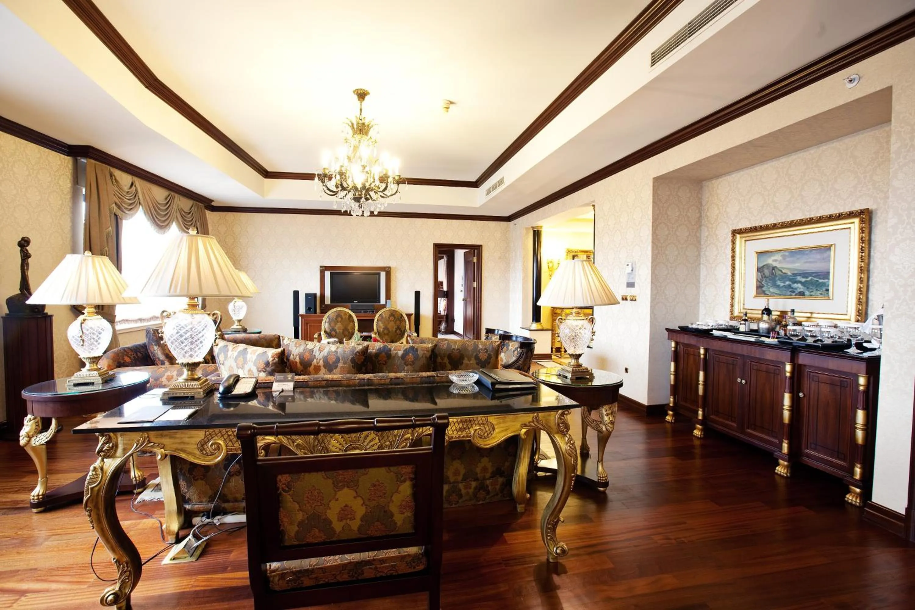 Photo of the whole room in InterContinental Almaty by IHG