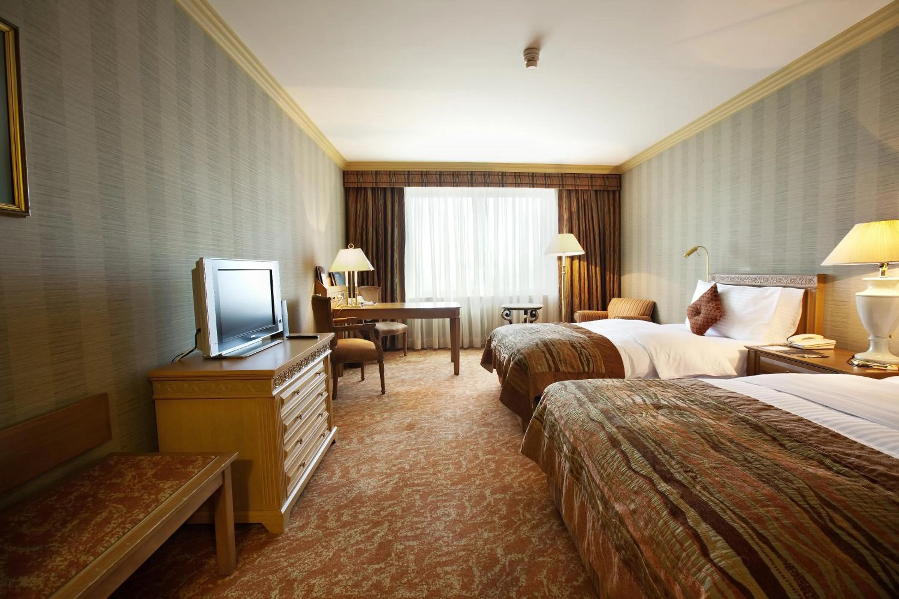 Photo of the whole room, Bed in InterContinental Almaty by IHG