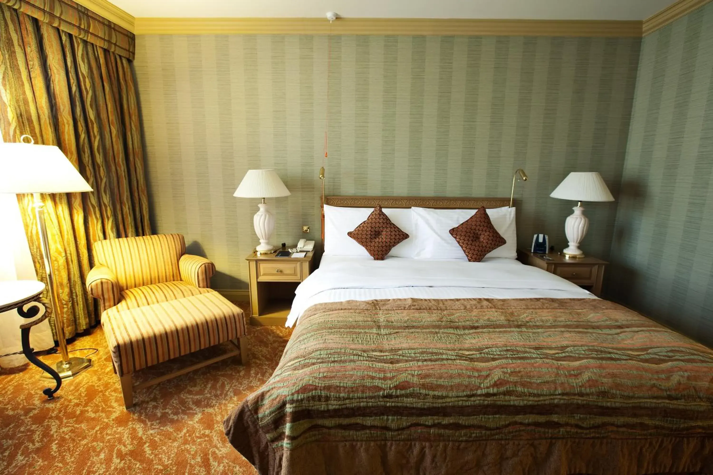 Classic King Room - Accessible in InterContinental Almaty by IHG Classic King Room - Accessible in InterContinental Almaty by IHG