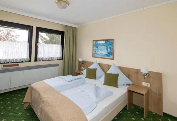 Photo of the whole room, Bed in Spreewaldhotel Garni Raddusch