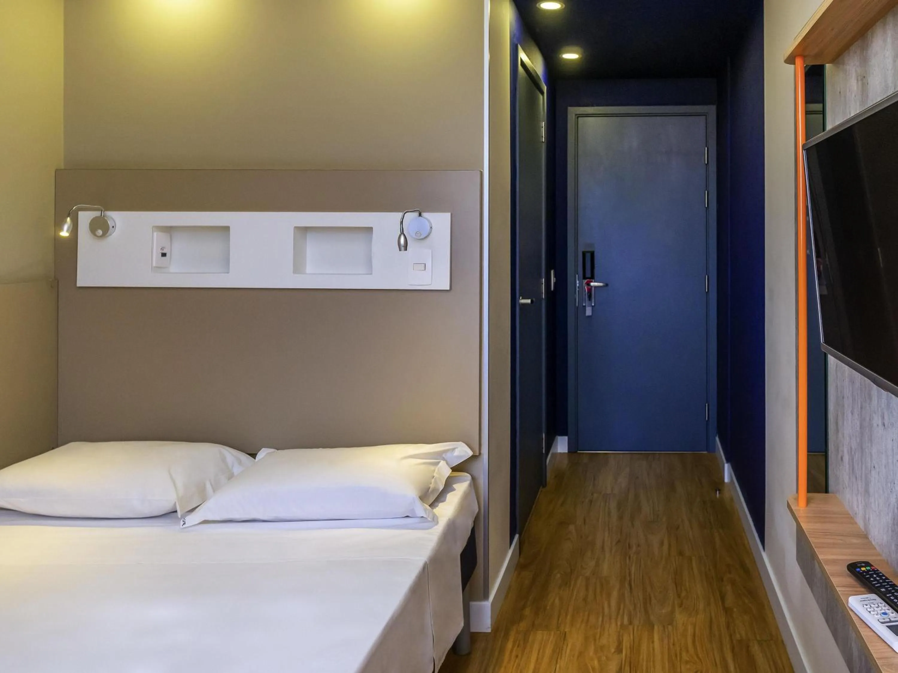 Bedroom, Bed in ibis budget Foz do Iguaçu