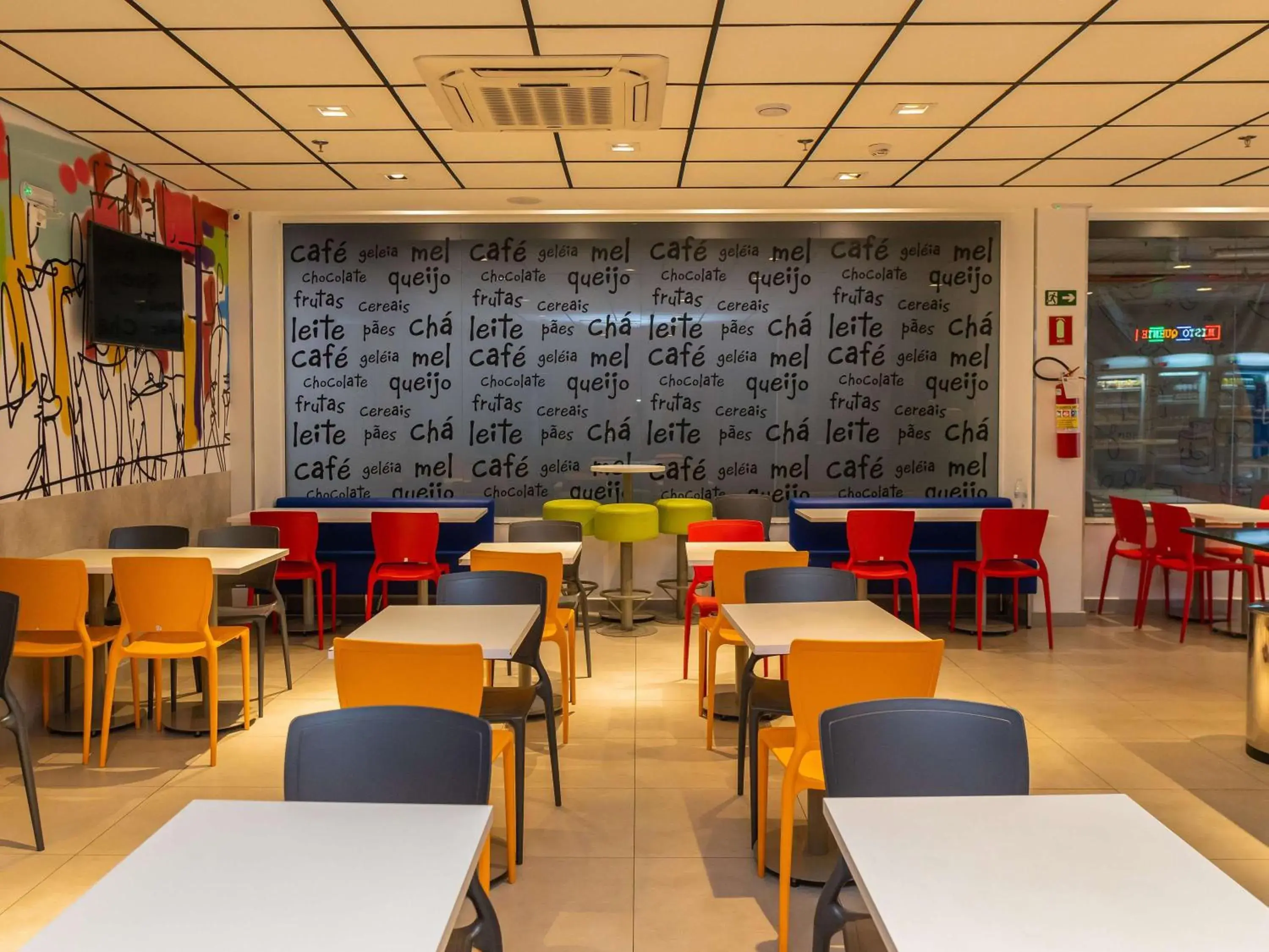 Restaurant/places to eat in ibis budget Foz do Iguaçu Restaurant/places to eat in ibis budget Foz do Iguaçu