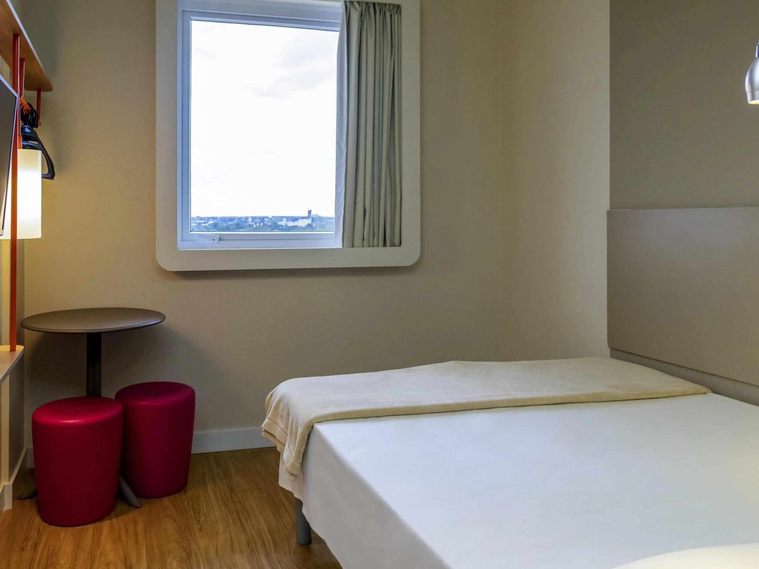 Bedroom, Bed in ibis budget Foz do Iguaçu