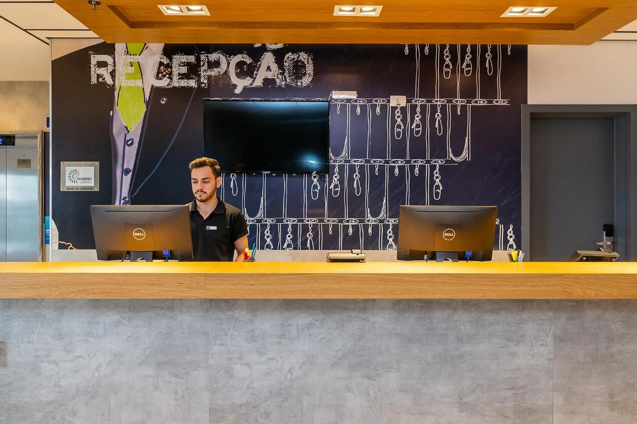 TV and multimedia in ibis budget Foz do Iguaçu