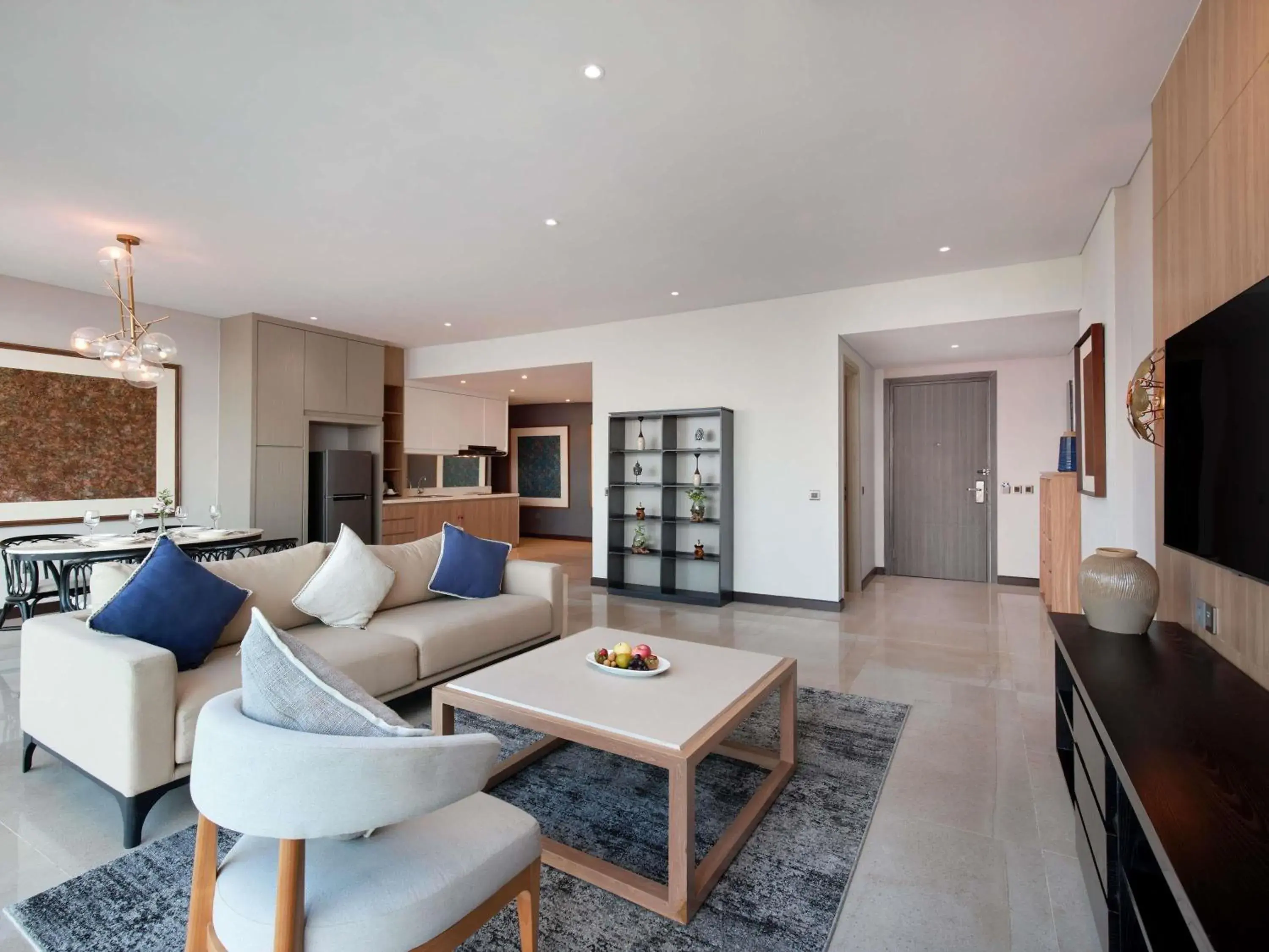 Executive Suite with 1 King Size Bed and 2 Single Bed in Novotel Samator Surabaya Timur Executive Suite with 1 King Size Bed and 2 Single Bed in Novotel Samator Surabaya Timur