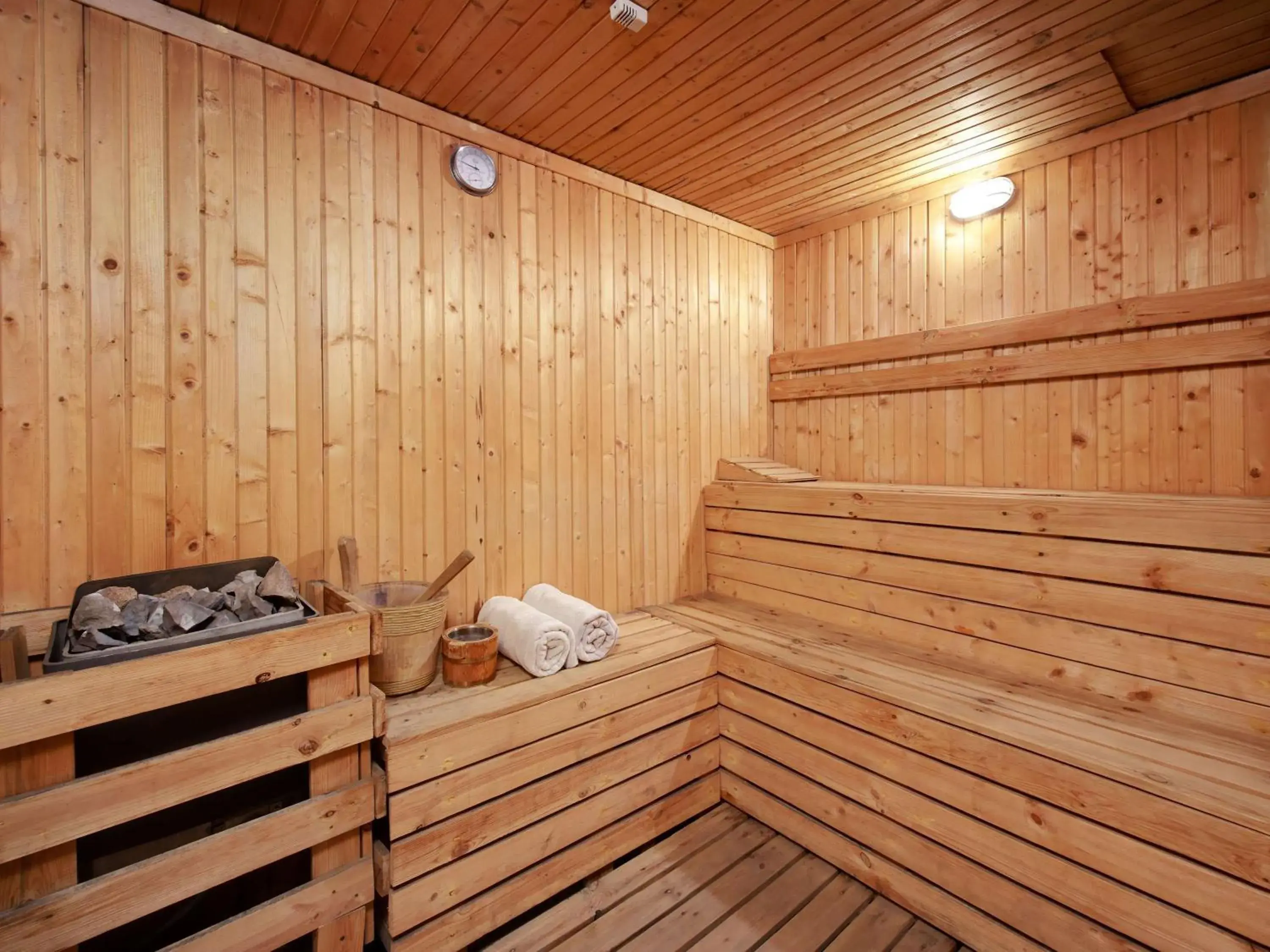 Fitness centre/facilities in Novotel Samator Surabaya Timur Fitness centre/facilities in Novotel Samator Surabaya Timur