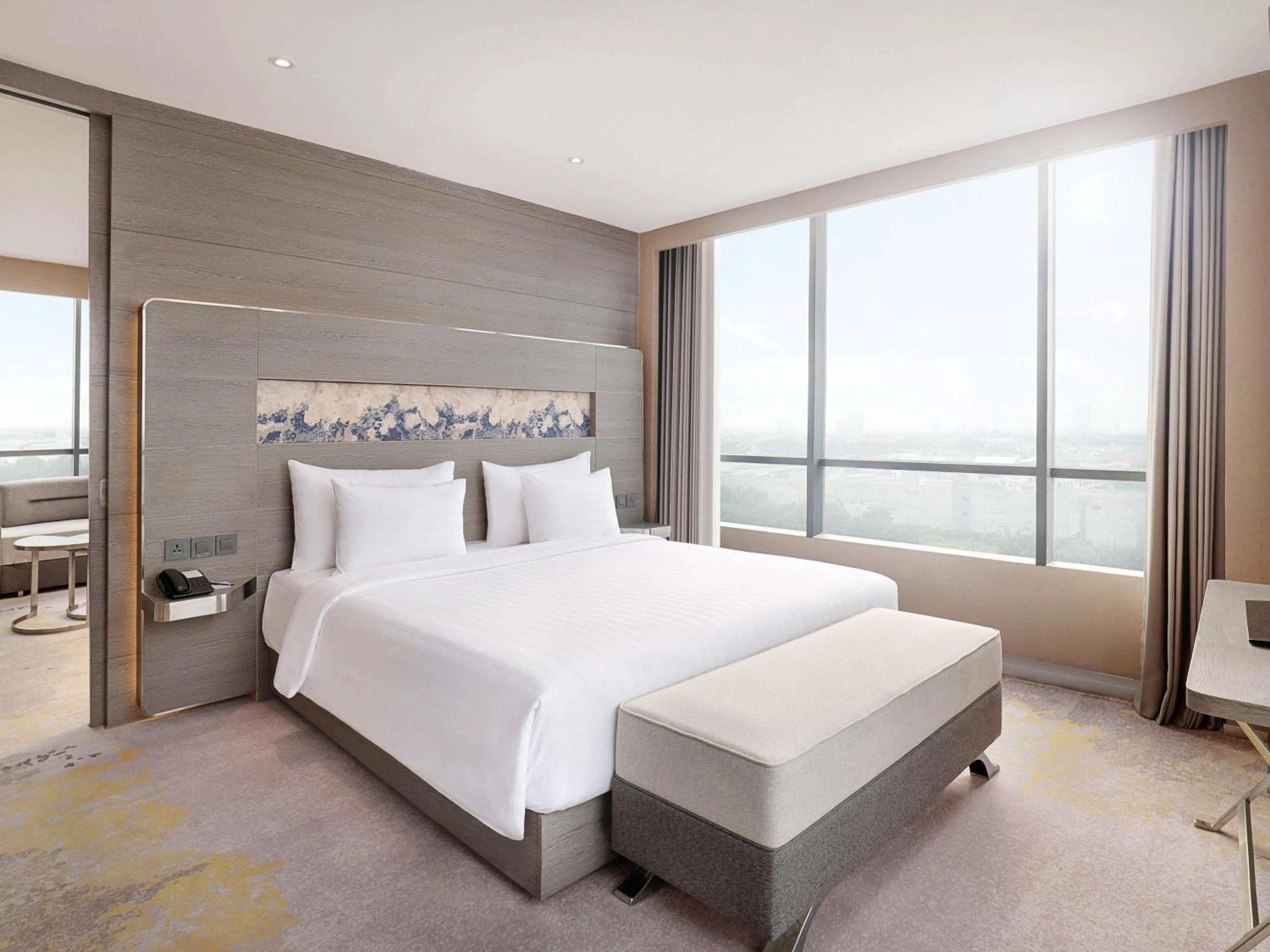 Bedroom, Bed in Novotel Samator Surabaya Timur