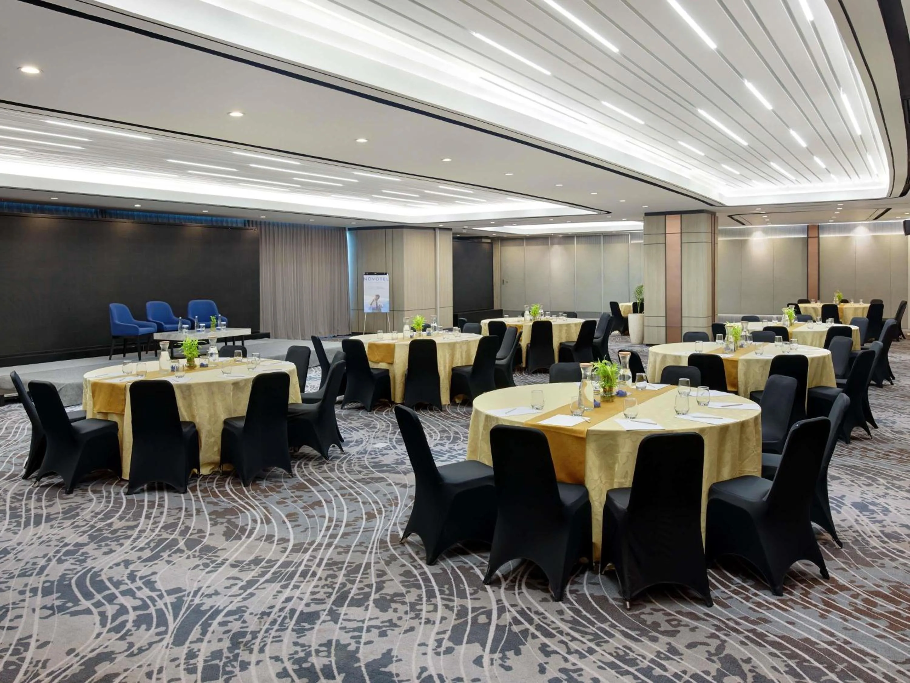Meeting/conference room in Novotel Samator Surabaya Timur