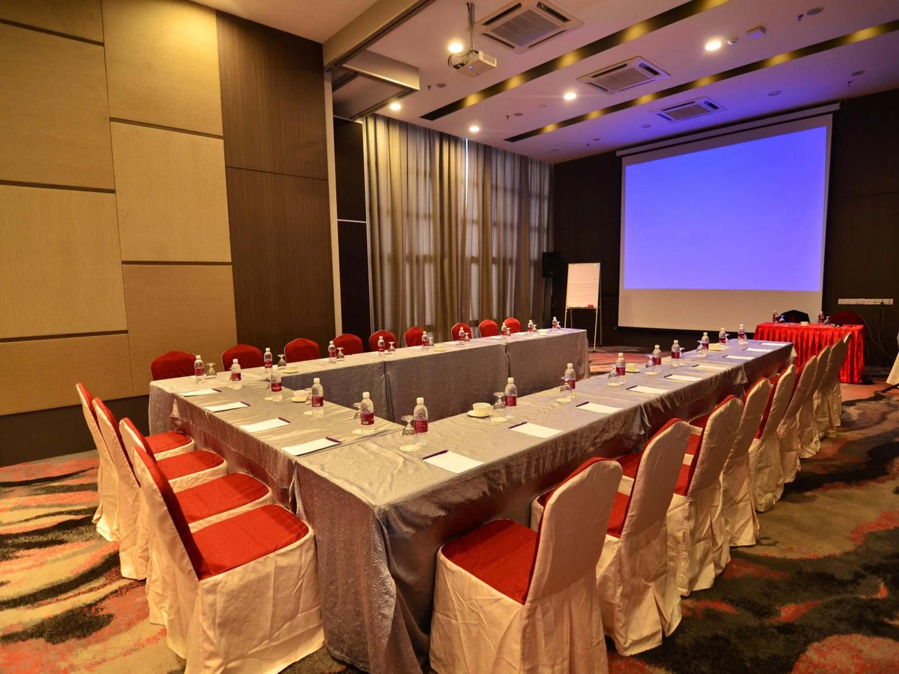 Meeting/conference room in Mercure Selangor Selayang