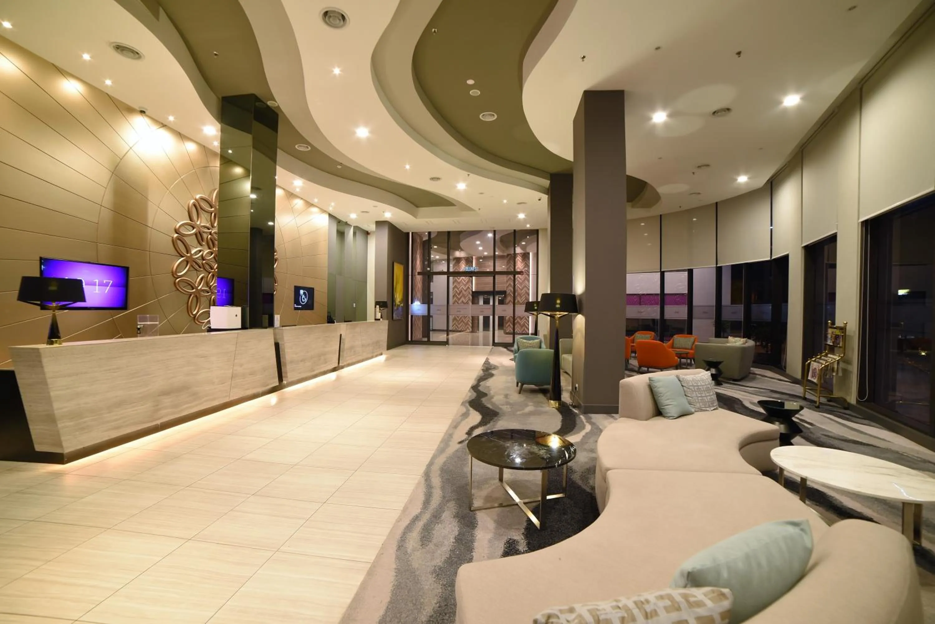 Lobby or reception in Mercure Selangor Selayang