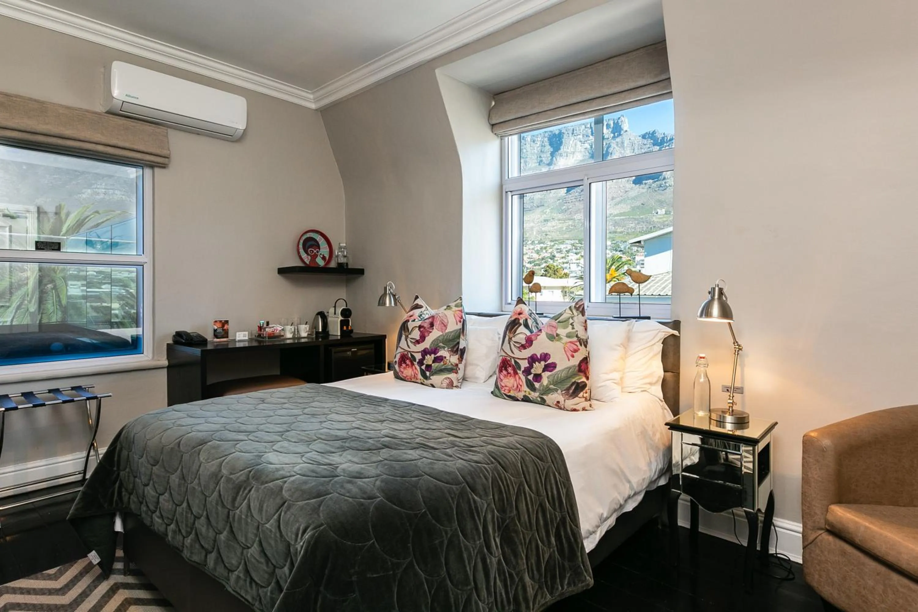 Bed in Cloud 9 Boutique Hotel and Spa